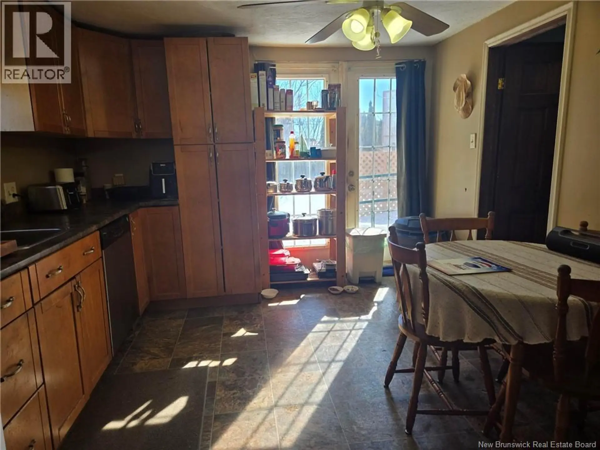 20 WAYNE AVENUE - Image 8