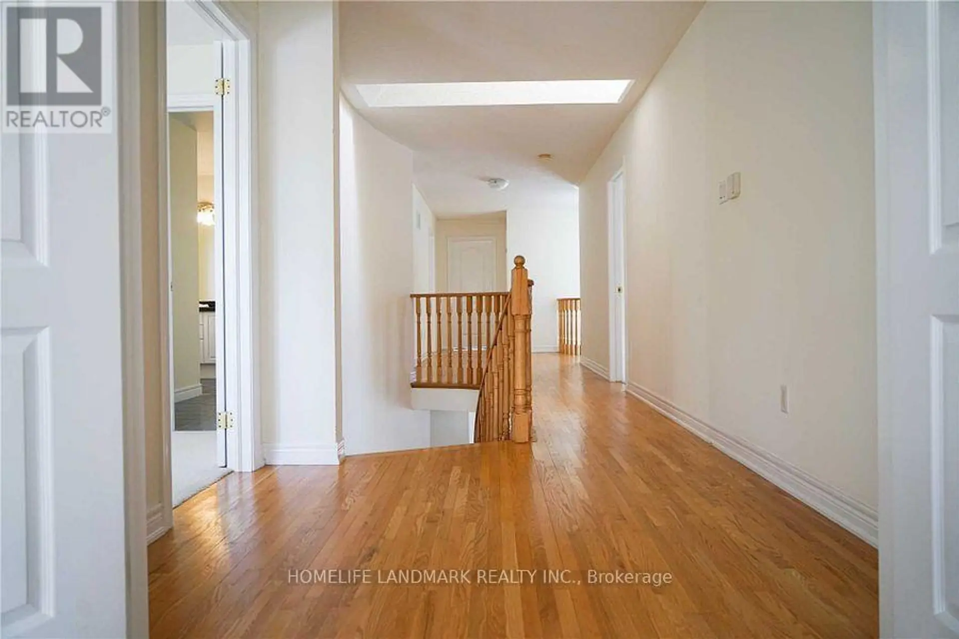 25 LORD  NELSON COURT - Image 9