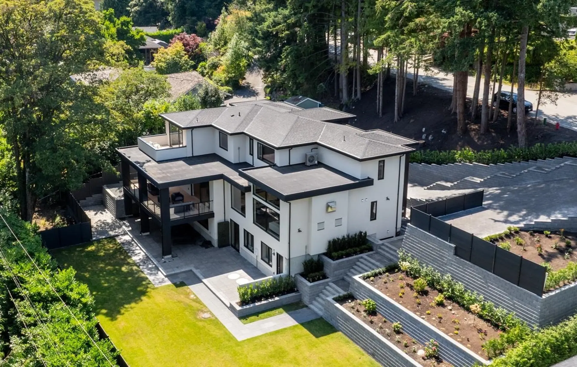 Property at 620 Kenwood Road, West Vancouver, BC