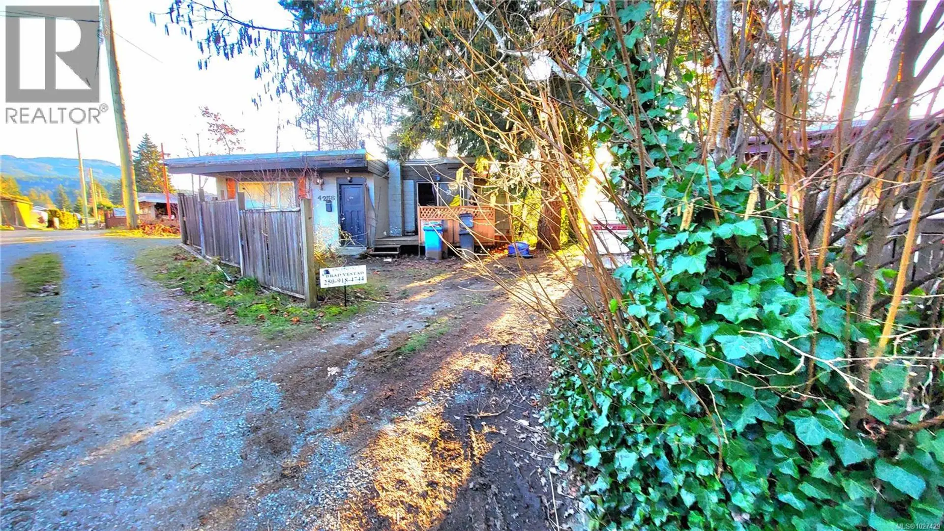 4256 Melrose St - Image 5