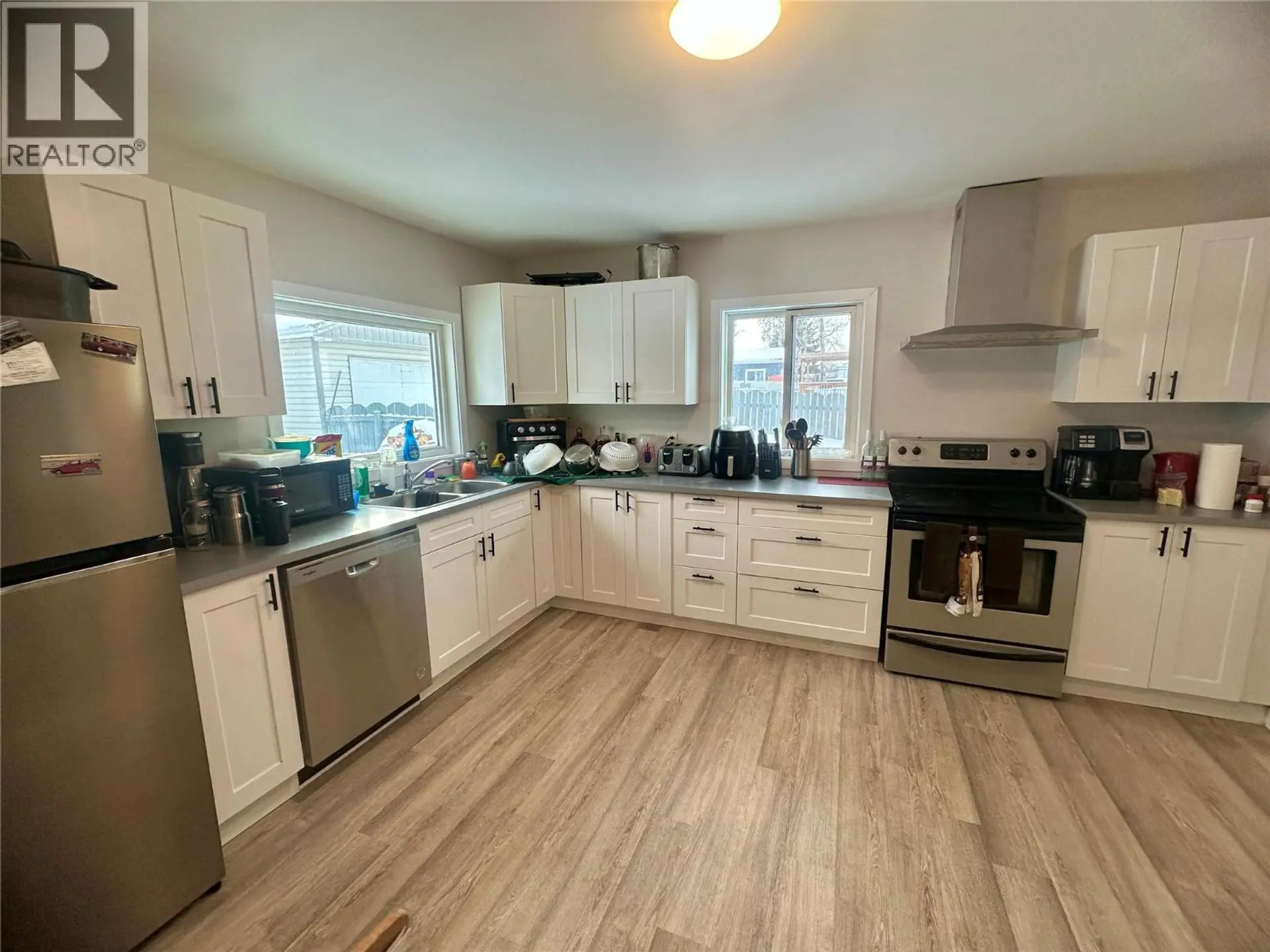 9500 8 Street - Image 4