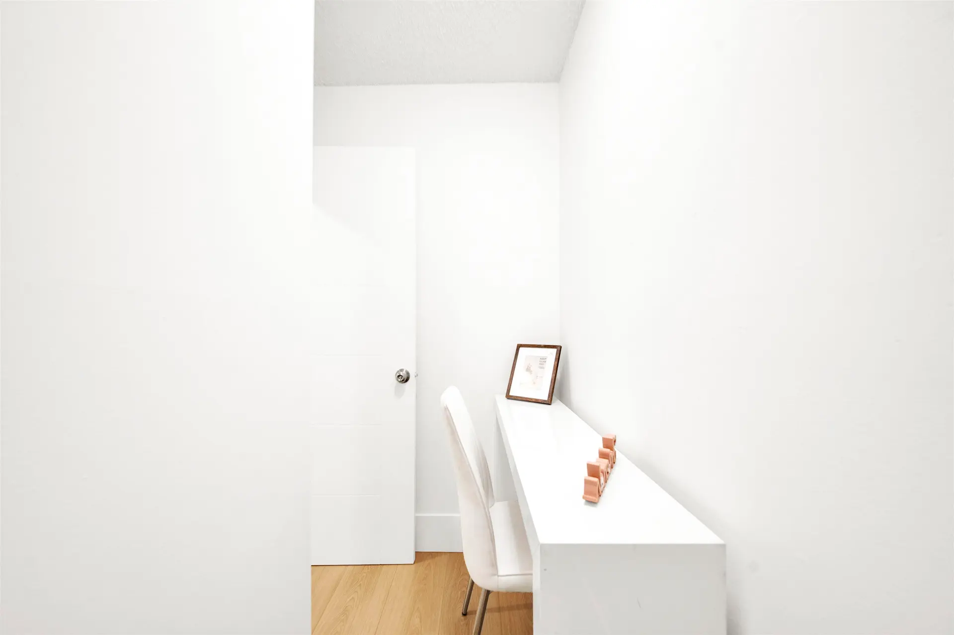 #207 37 Agnes Street - Image 16