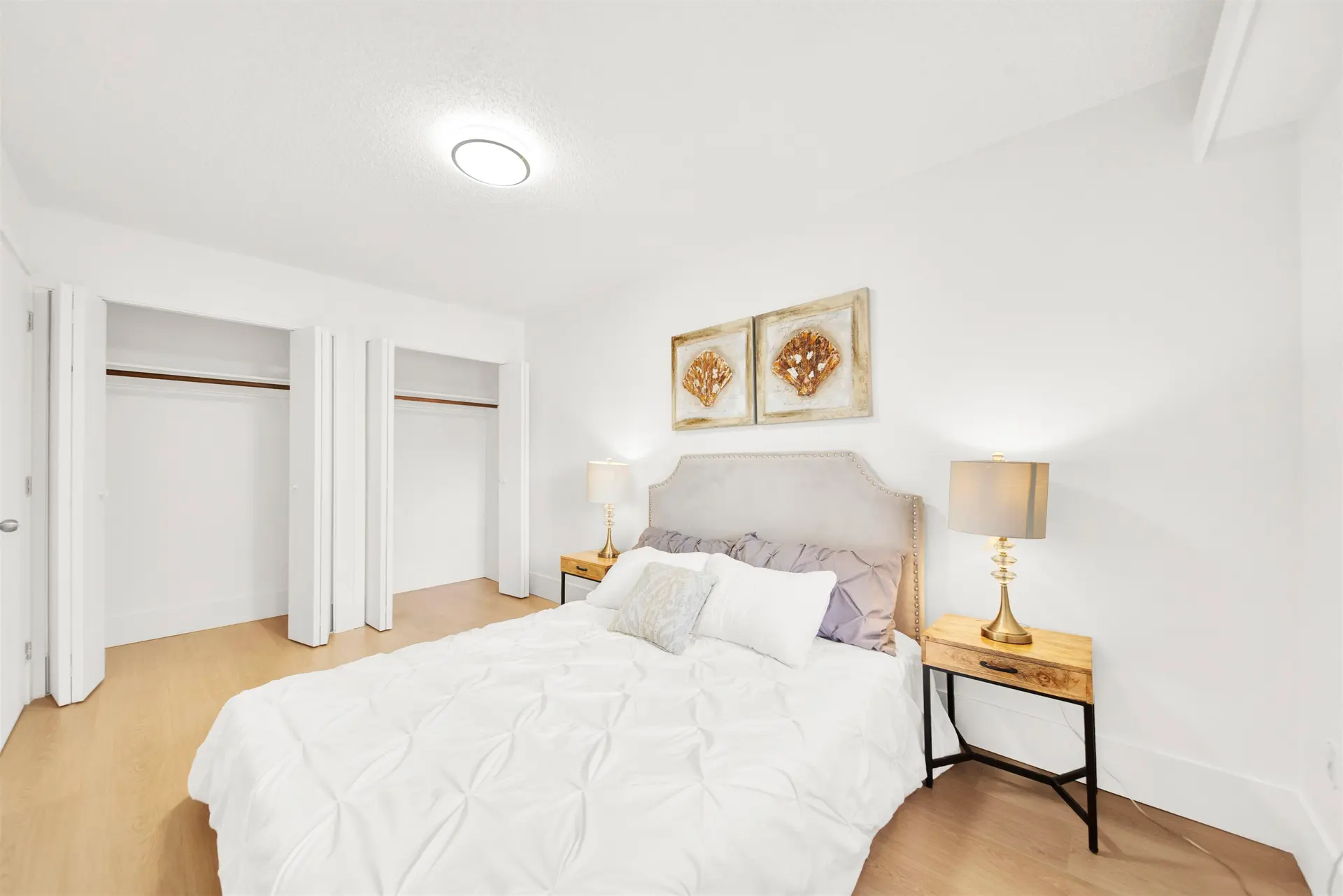 #207 37 Agnes Street - Image 11
