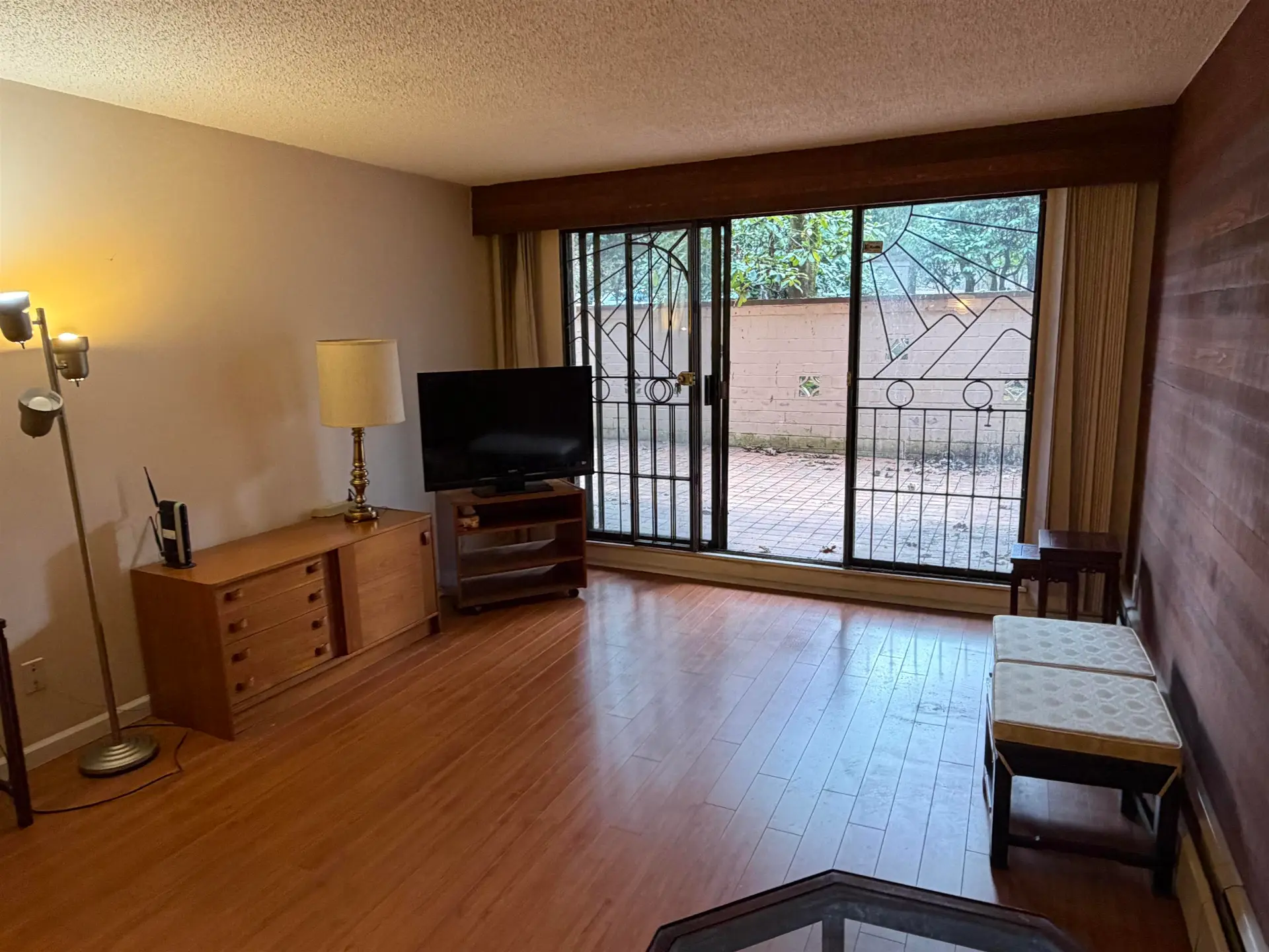 #109 3925 Kingsway - Image 4