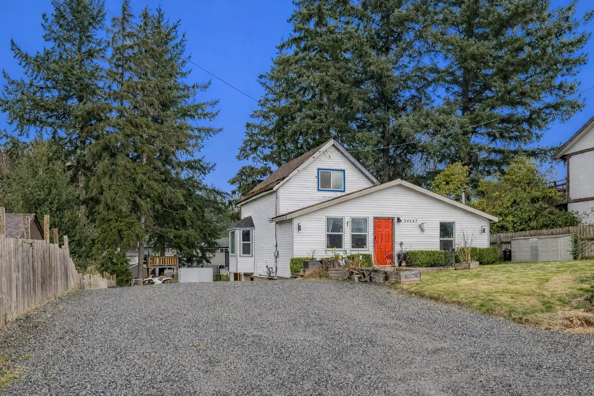 Property at 34587 Ferguson Avenue, Mission, BC