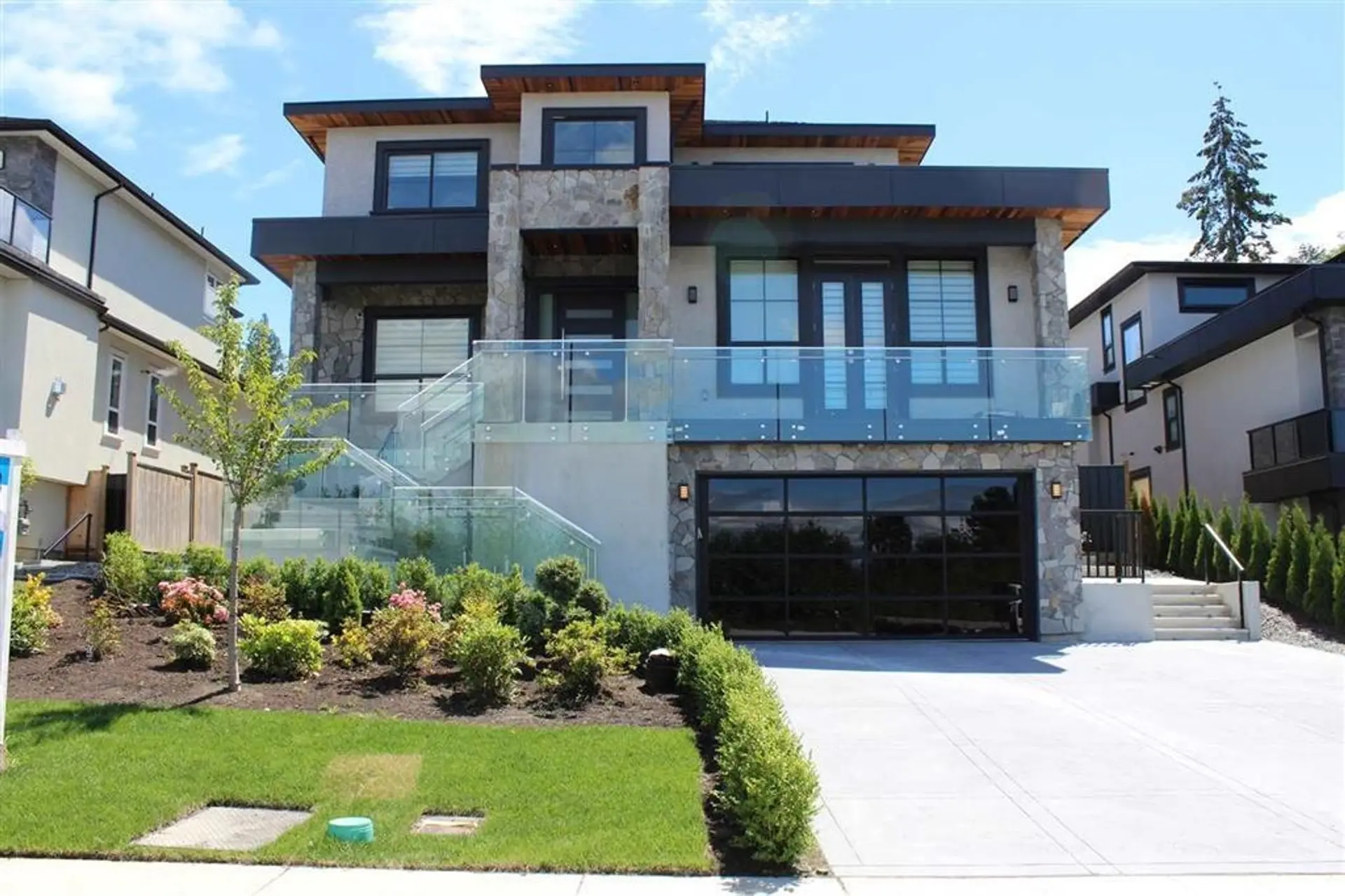 Property at 16668 31b Avenue, Surrey, BC