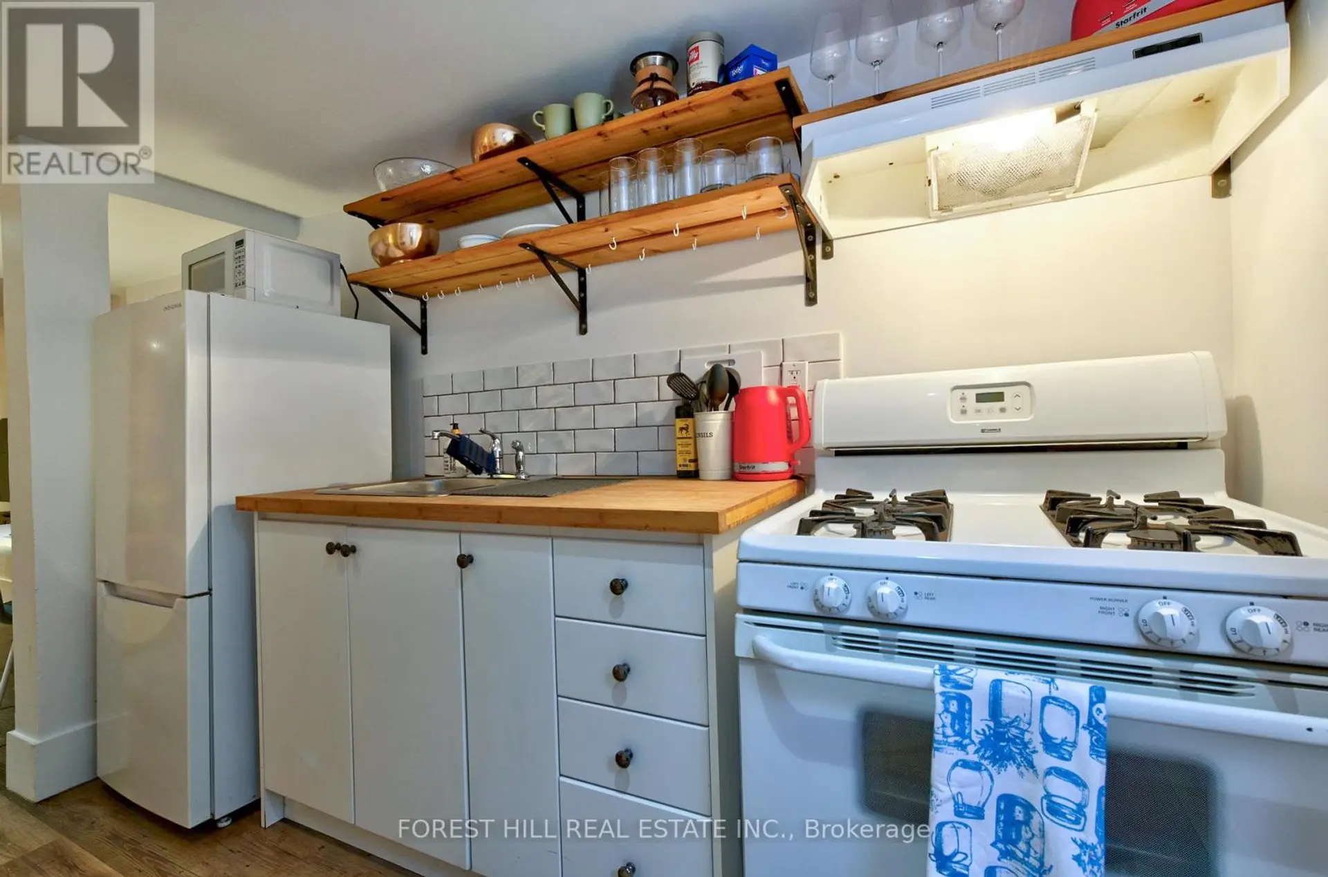 325 WESTMORELAND AVENUE N - Image 16