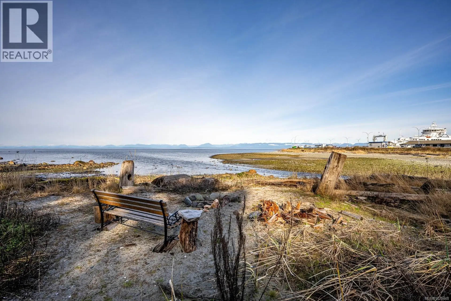 Property at 1426 Wilkinson Rd, Comox, BC