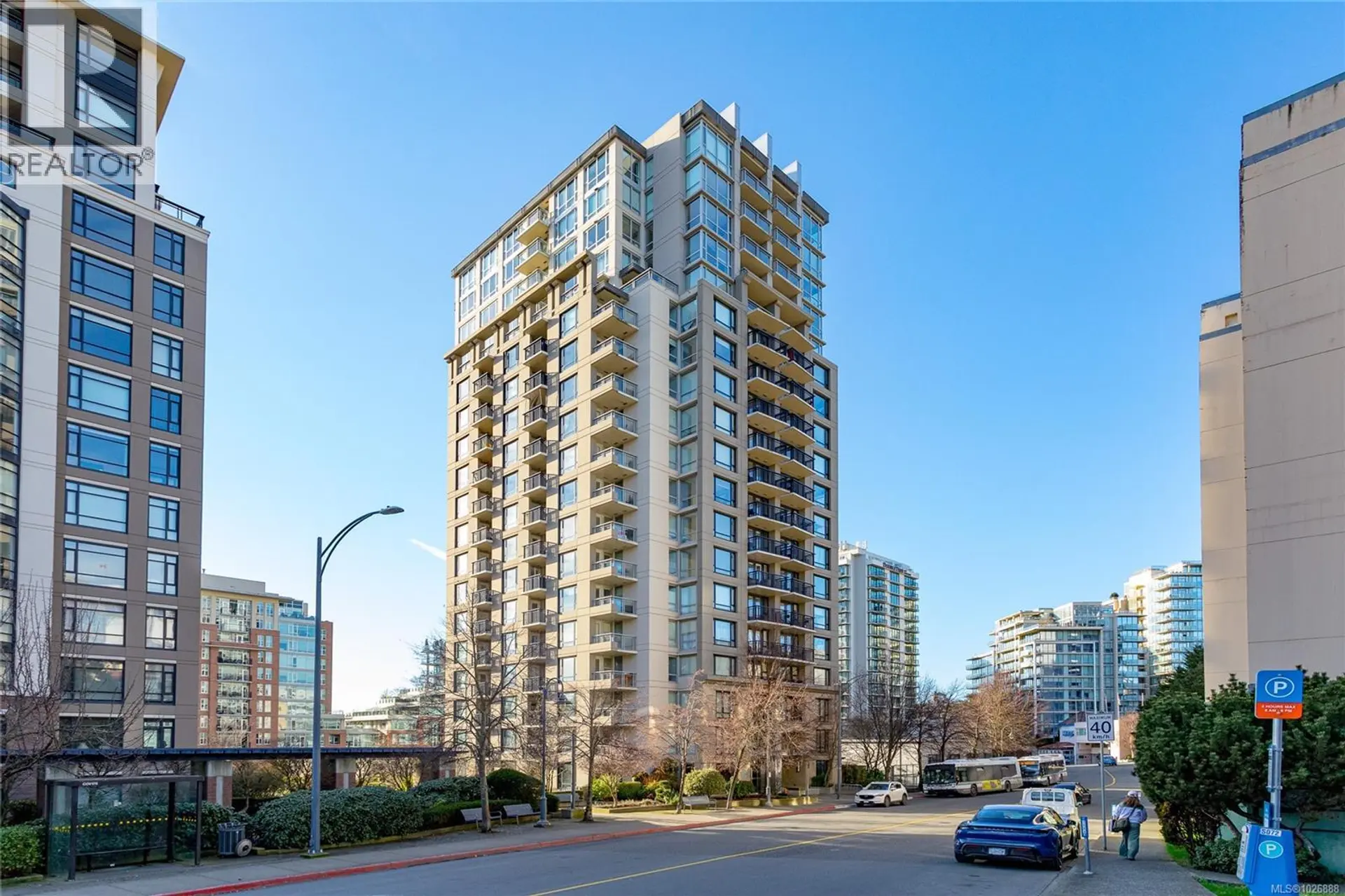 Property at #1006 751 Fairfield Rd, Victoria, BC