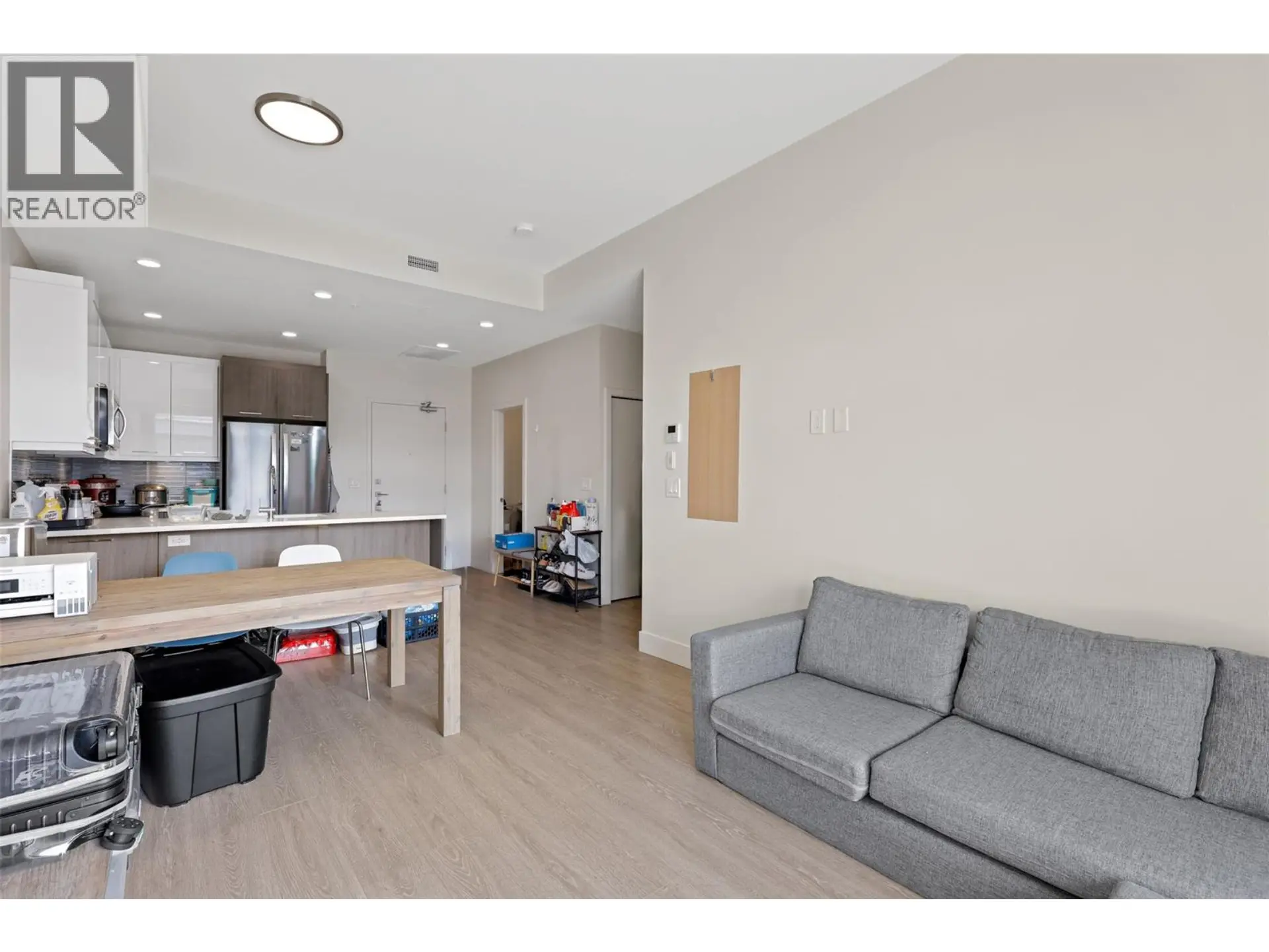 #308 885 University Drive - Image 5