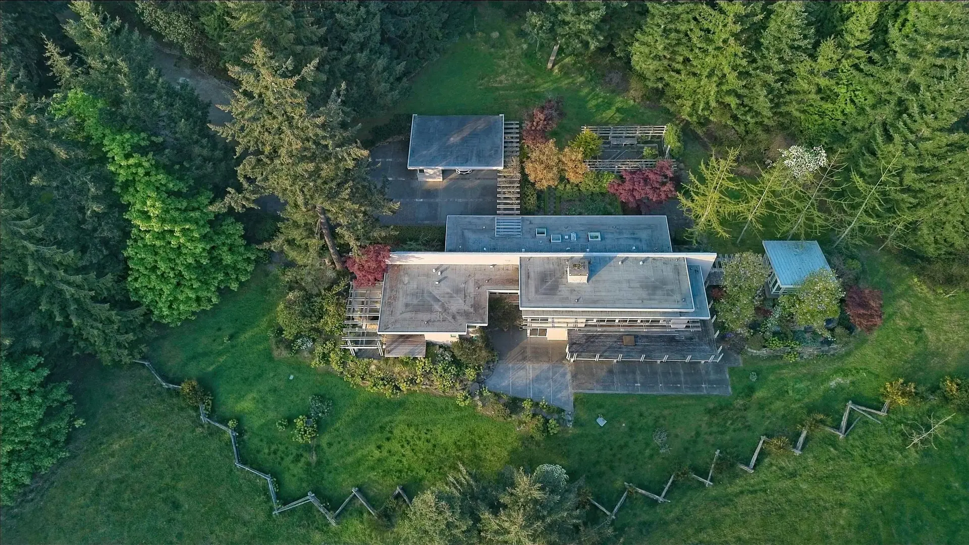 2875 Southey Point Road - Image 7