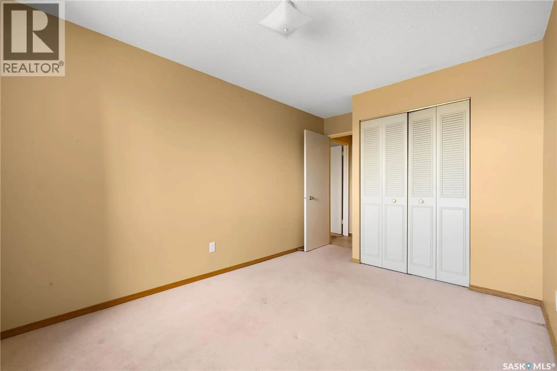 #304 4615 RAE STREET - Image 11