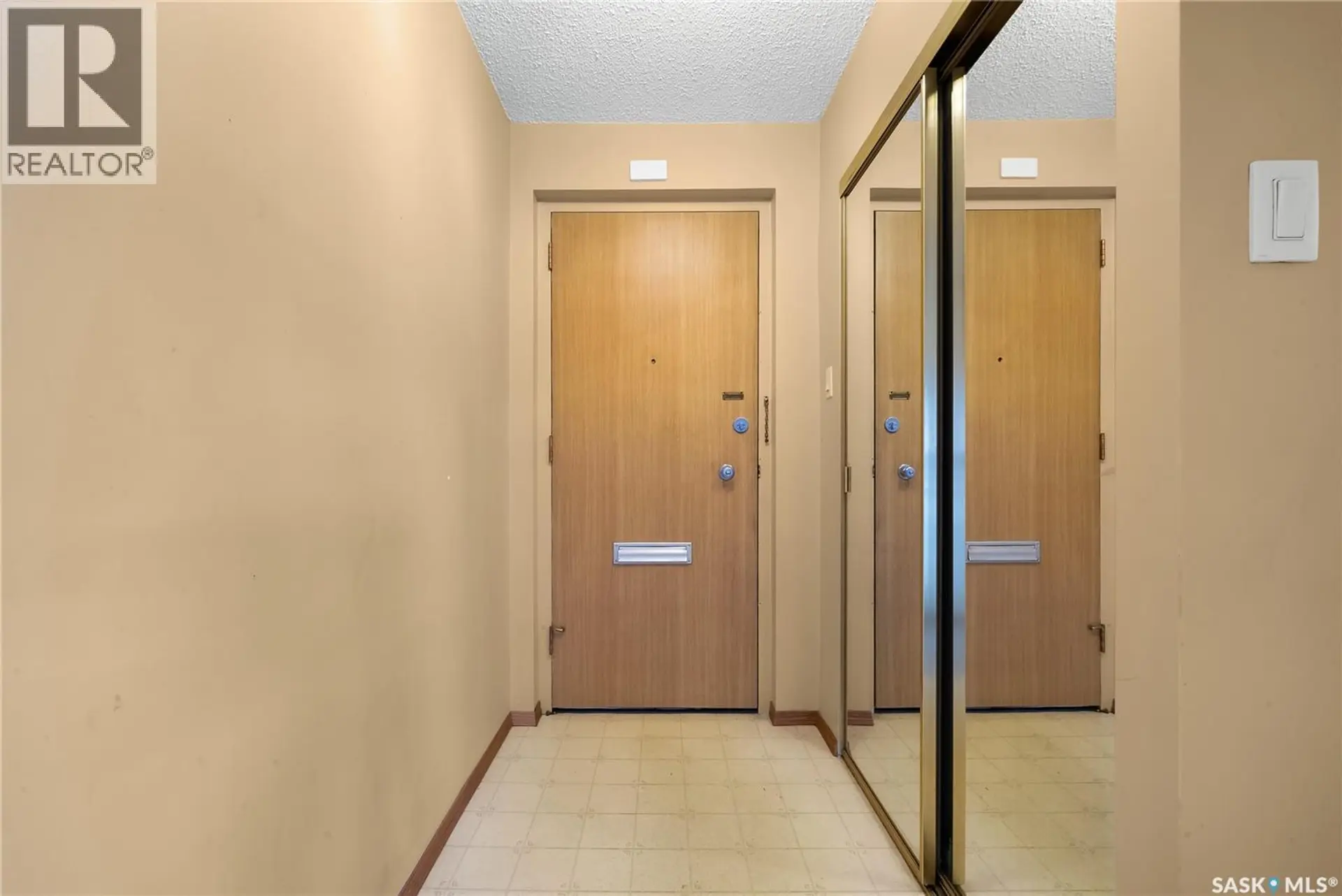 #304 4615 RAE STREET - Image 4