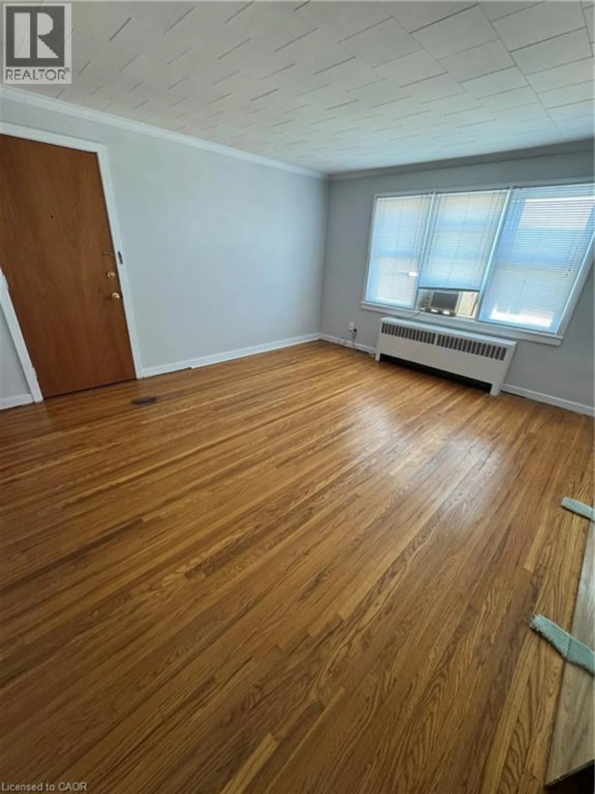 #11 1755 KING STREET - Image 13