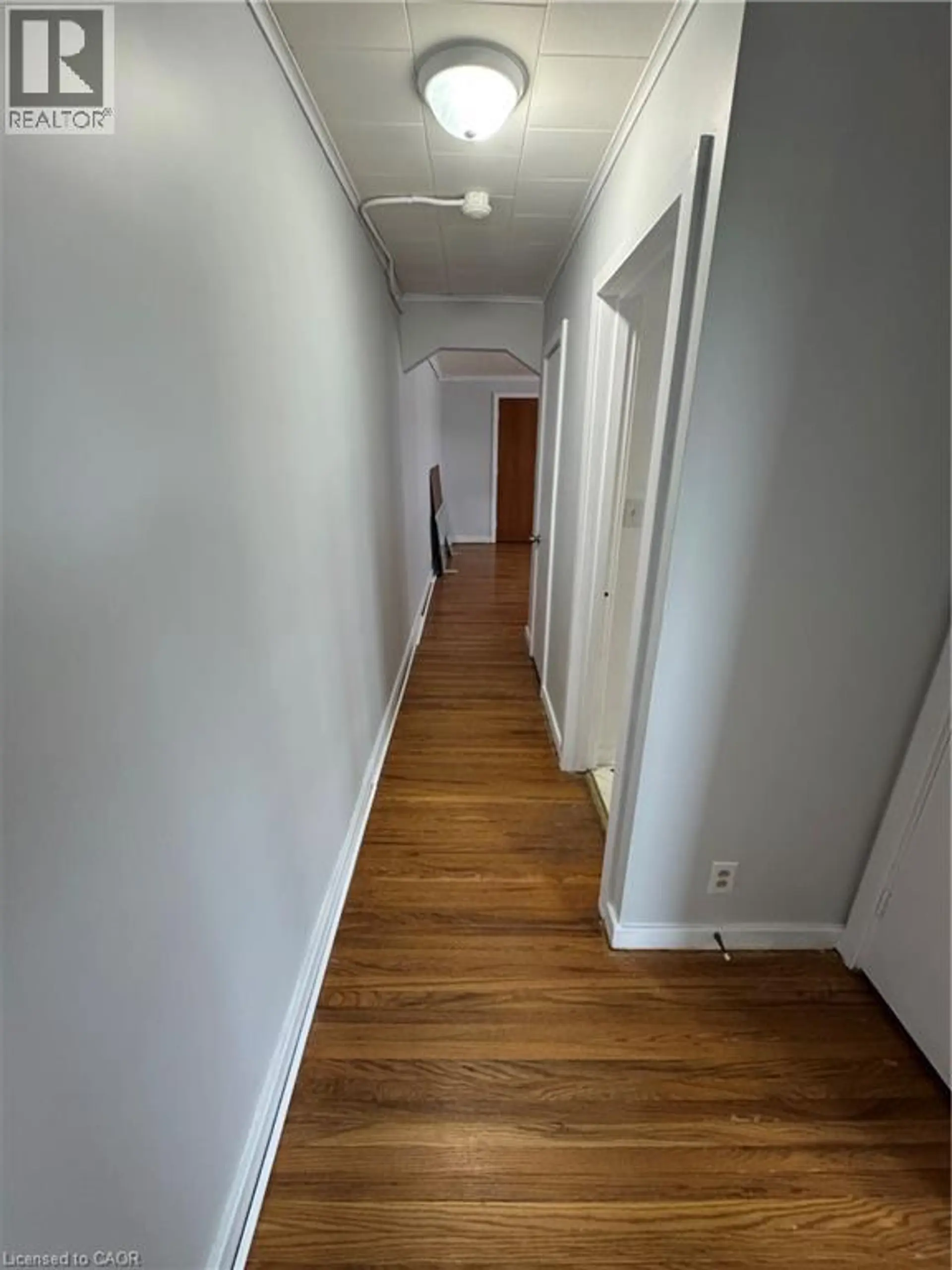 #11 1755 KING STREET - Image 18
