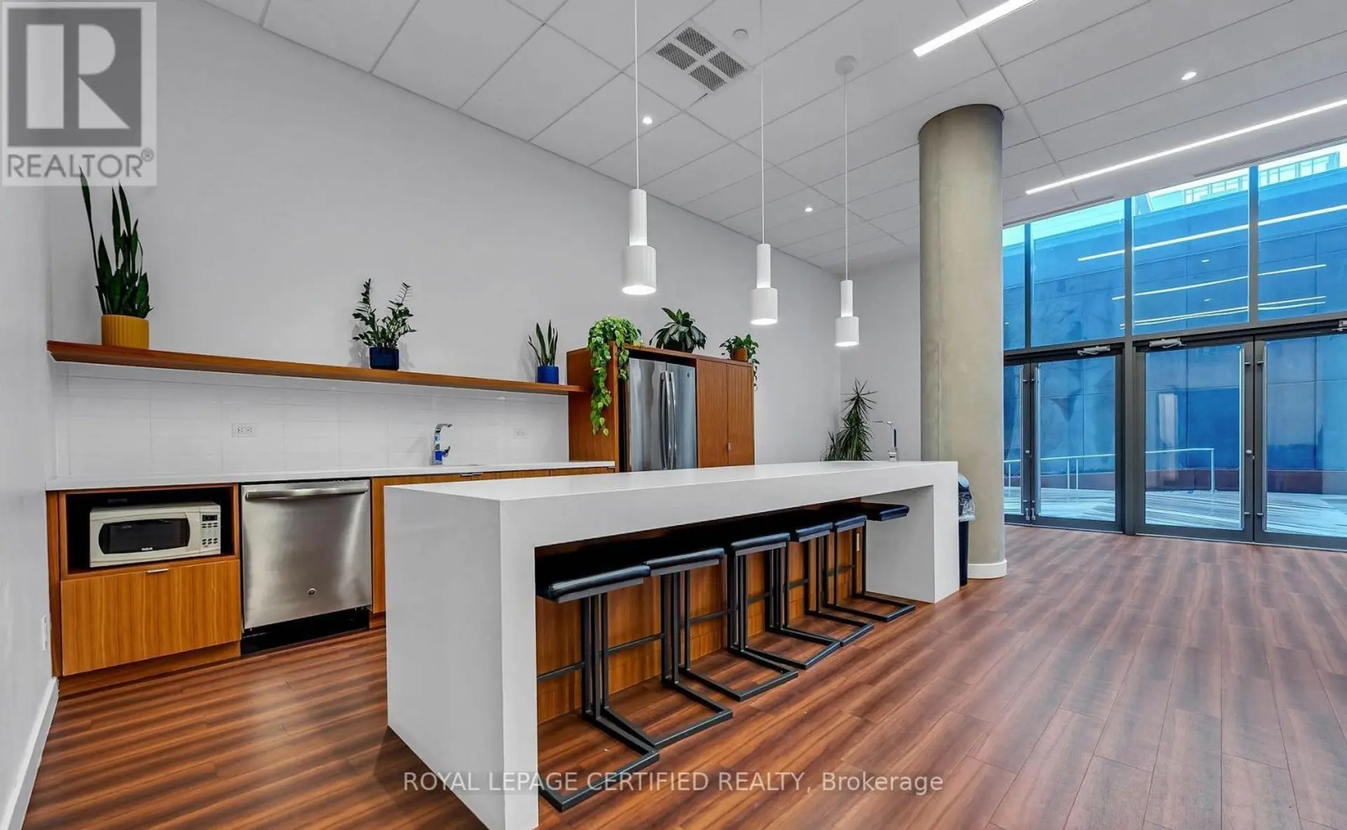 #1409 160 FLEMINGTON ROAD - Image 15
