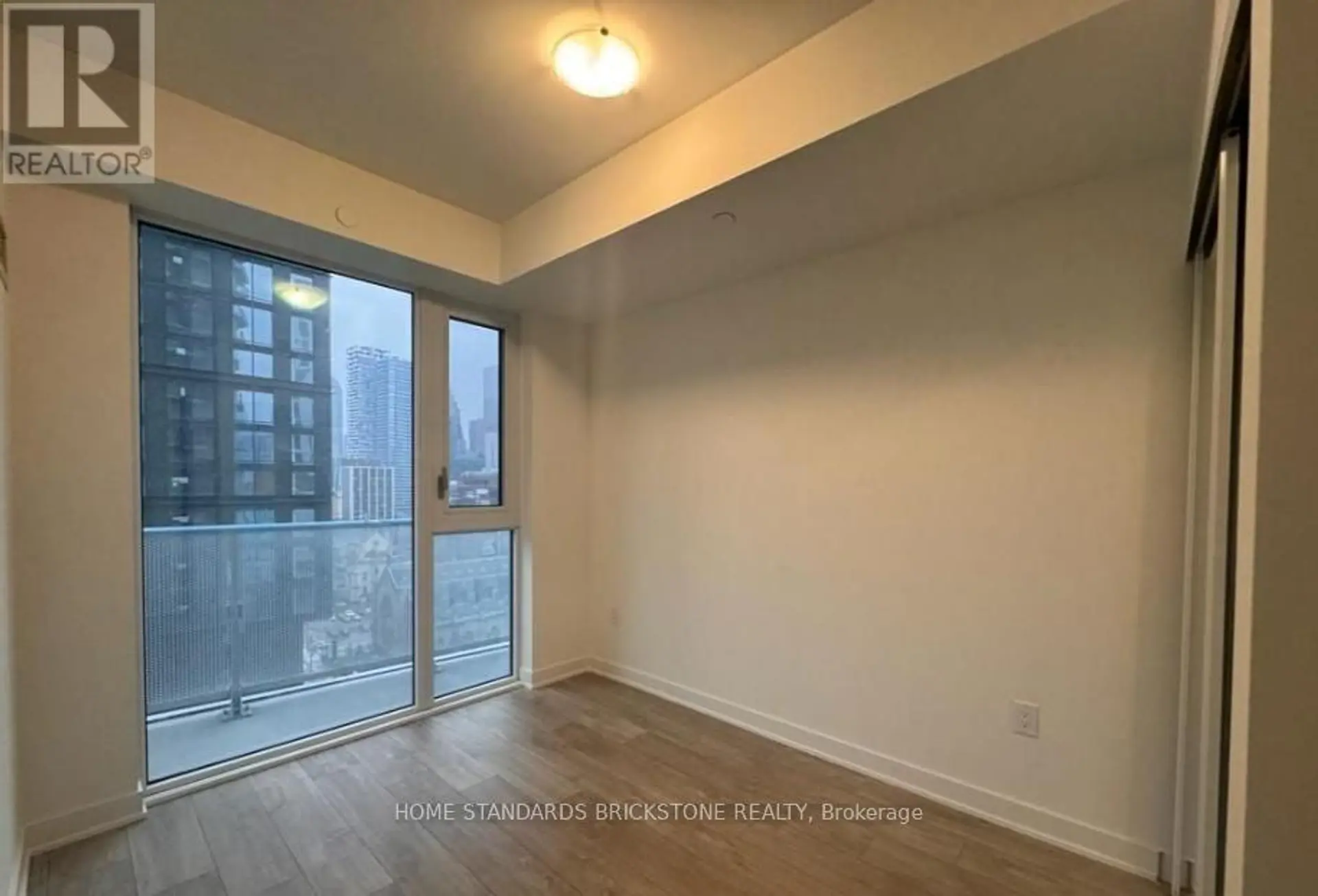 #1408 100 DALHOUSIE STREET - Image 3