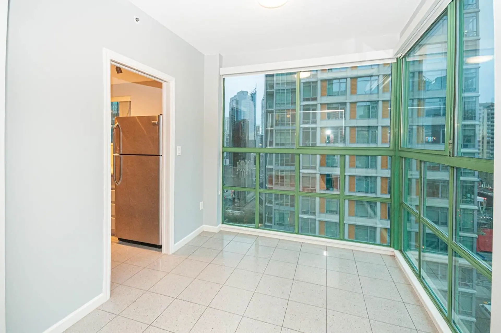 #1606 909 Burrard Street - Image 3