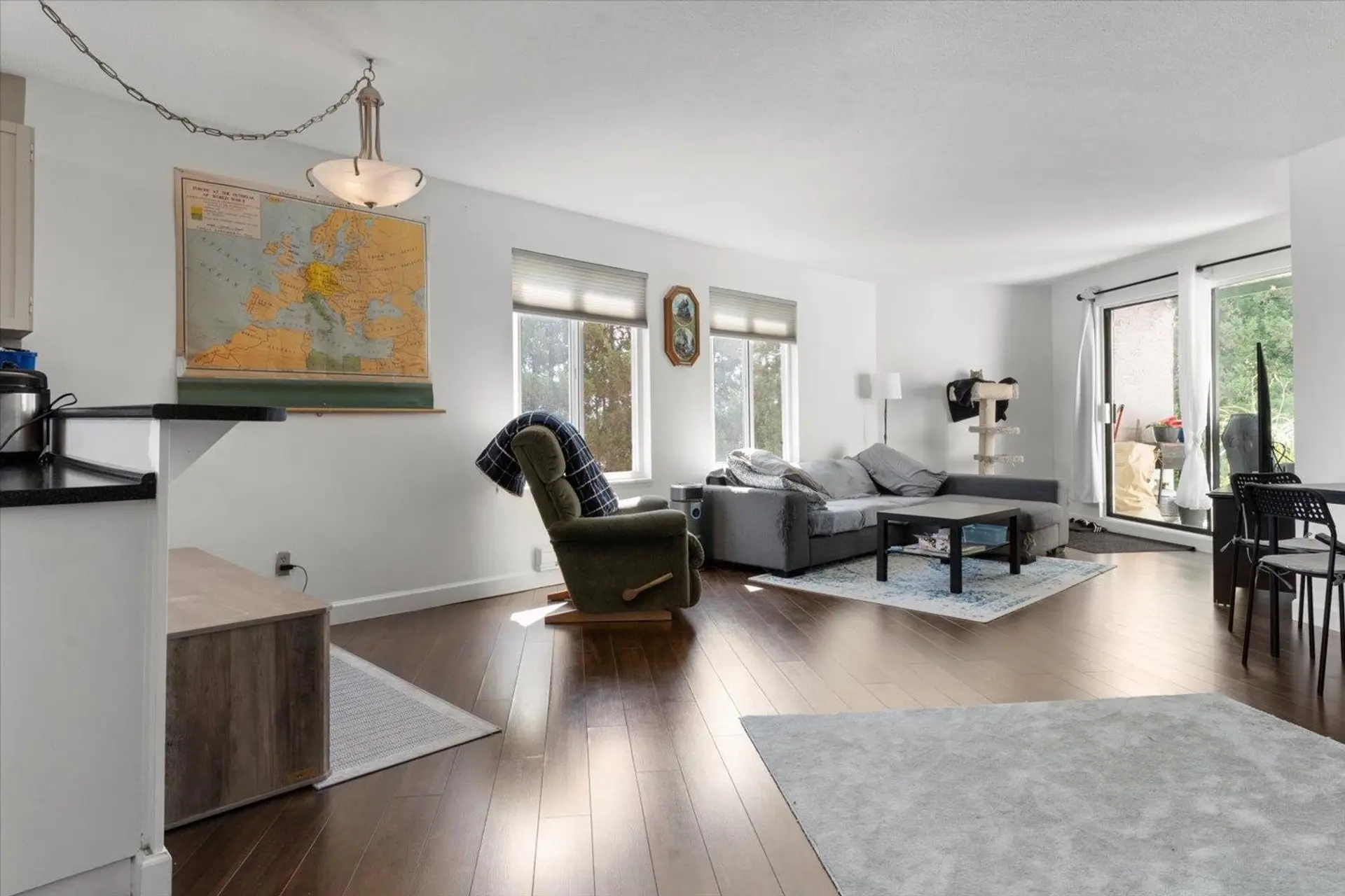 #301 33598 George Ferguson Way - Image 3