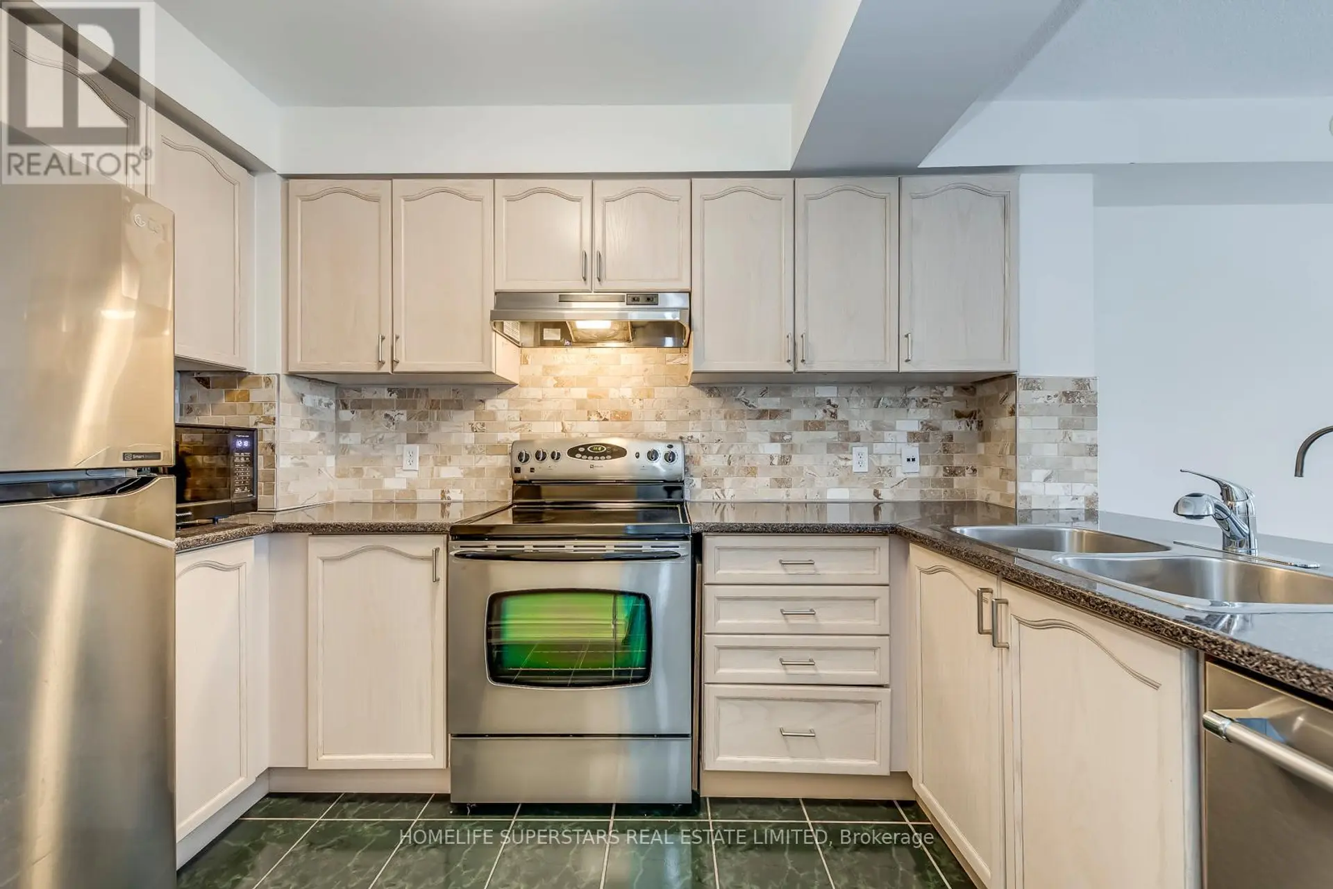 #11 605 SHORELINE DRIVE - Image 3