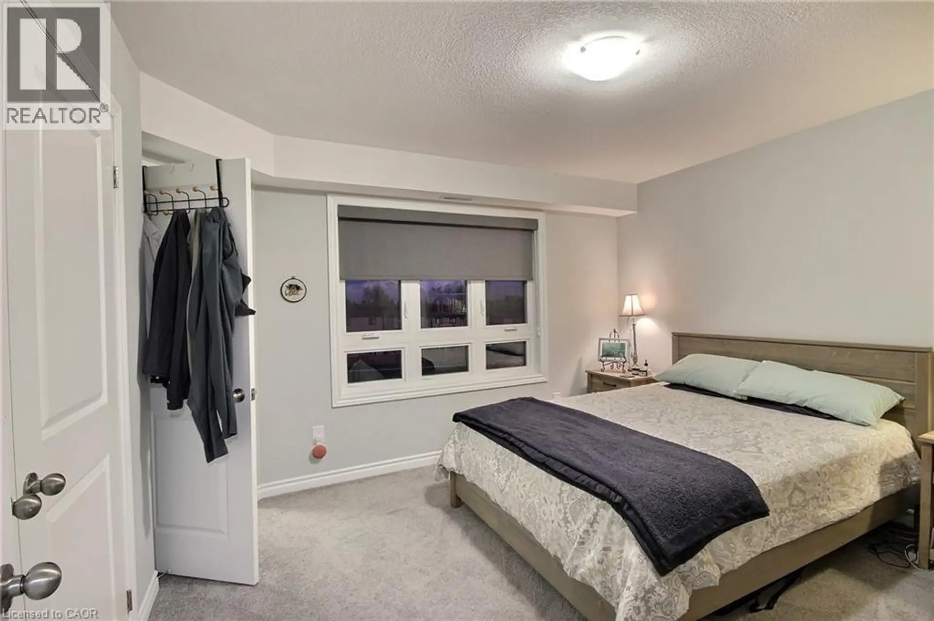 287 CHAPEL HILL Drive - Image 9