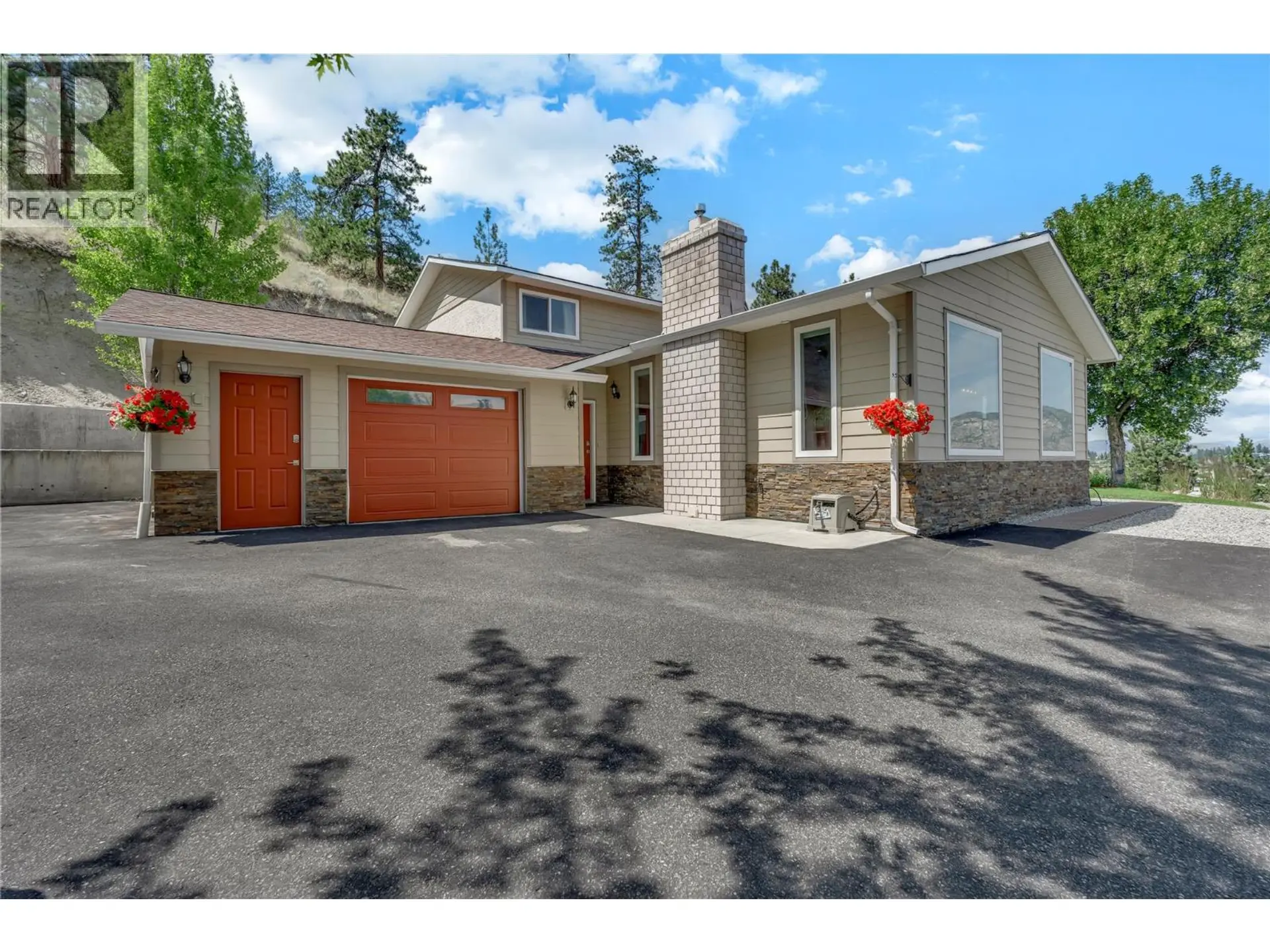 Property at 8704 Kuroda Place, Summerland, BC