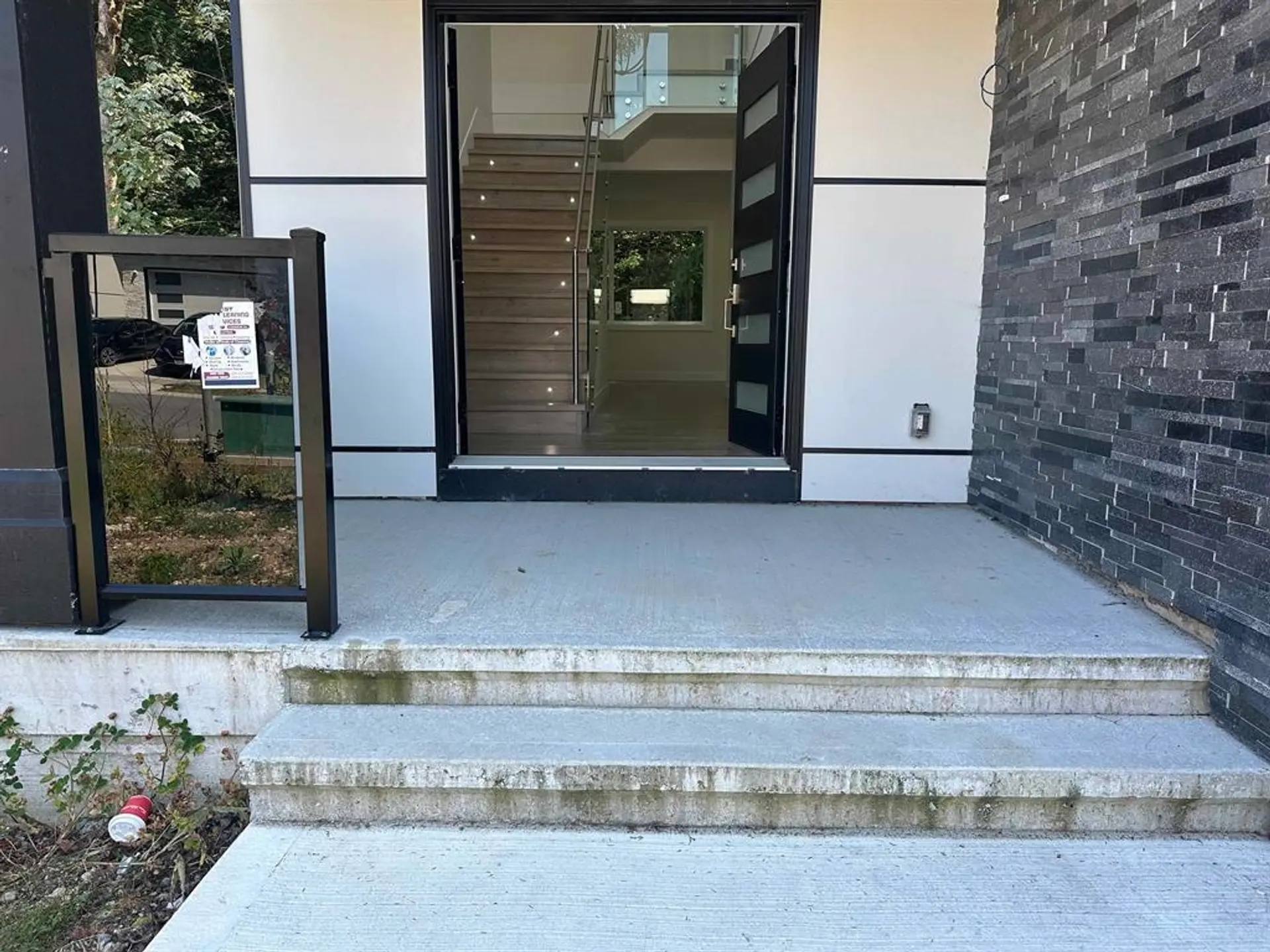 36716 Dianne Brook Avenue - Image 3