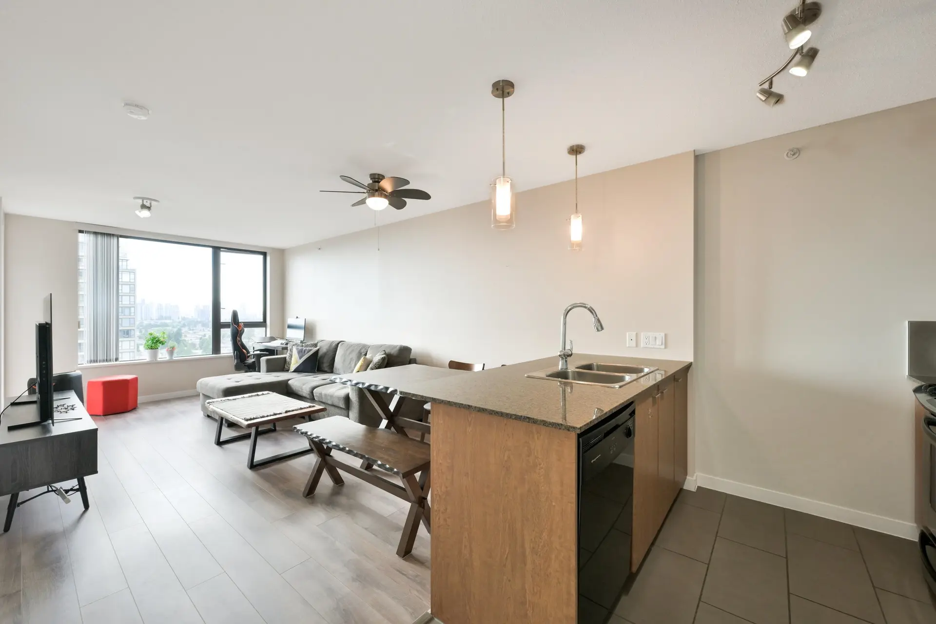 #2508 7063 Hall Avenue - Image 6