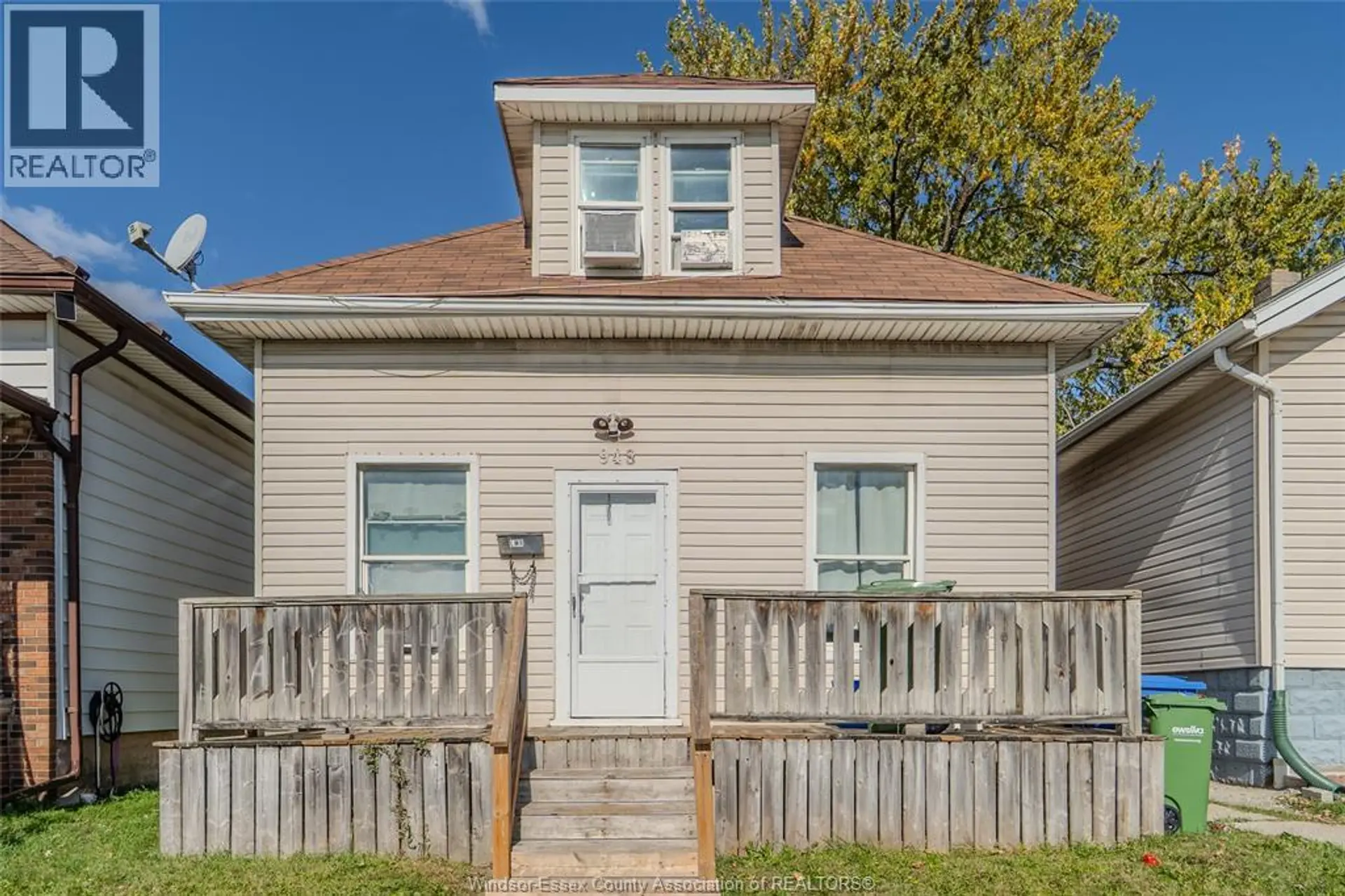 948 TECUMSEH BOULEVARD WEST - Image 2