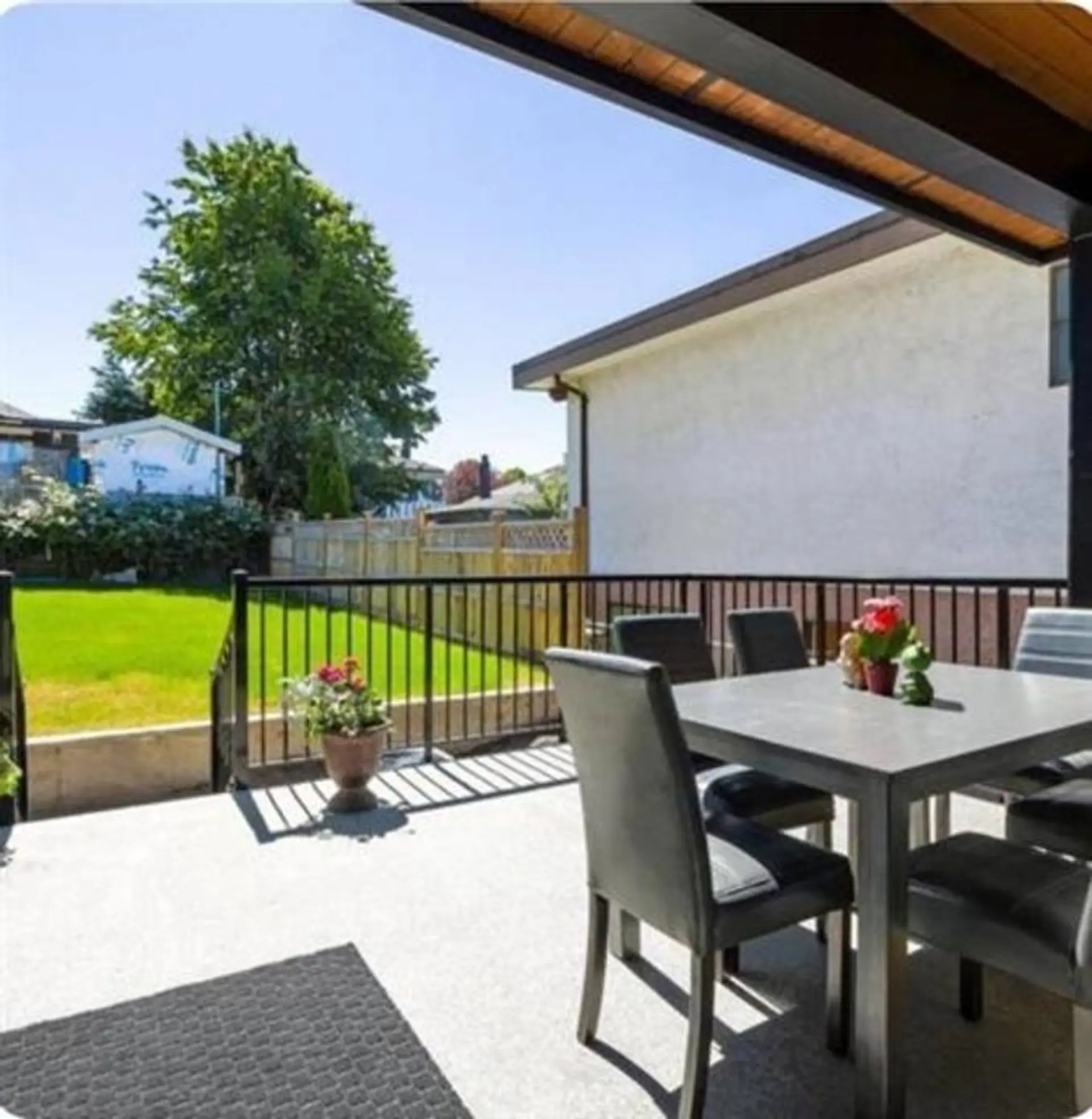 4666 Earles Street - Image 4