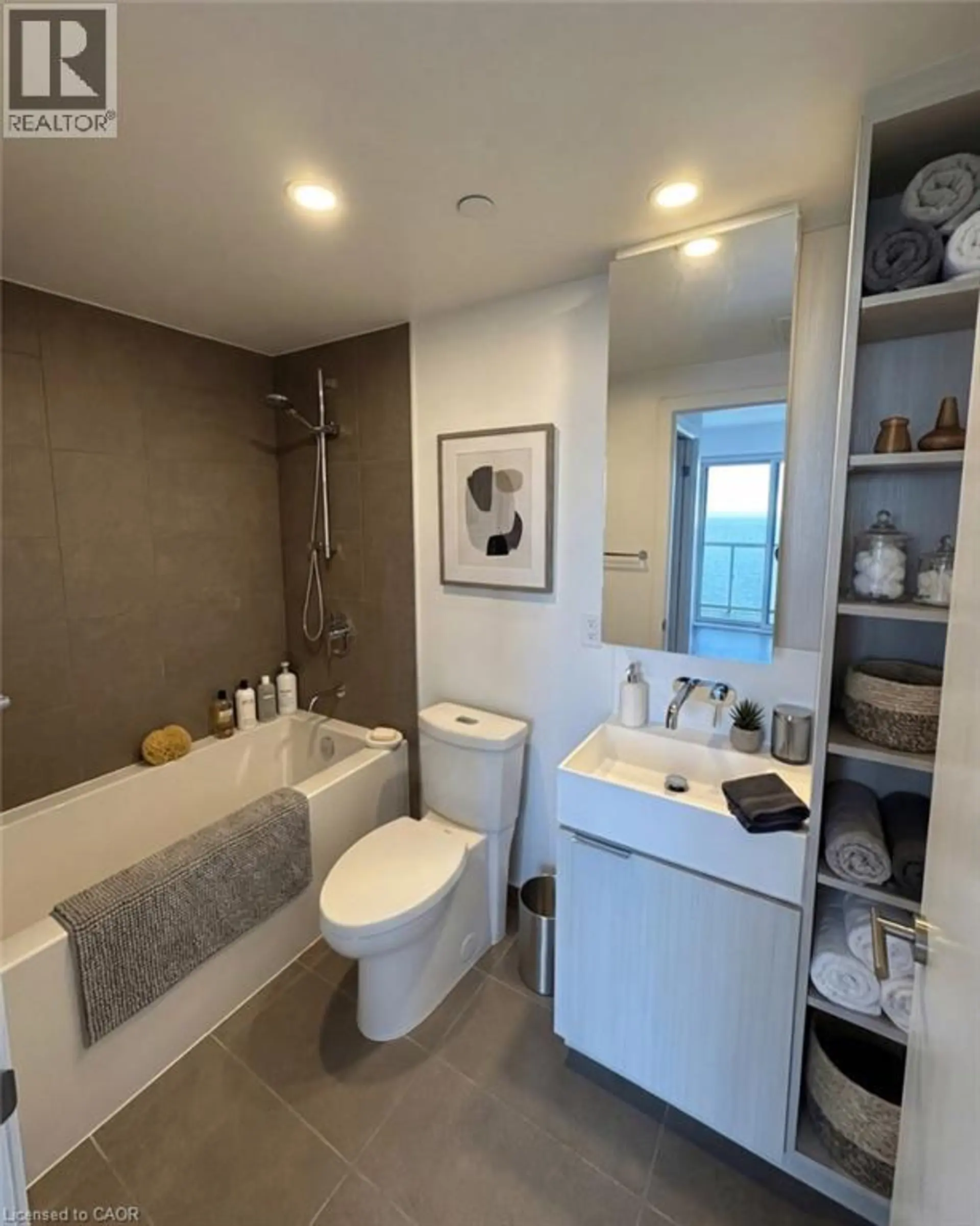 #1403 370 MARTHA STREET - Image 3