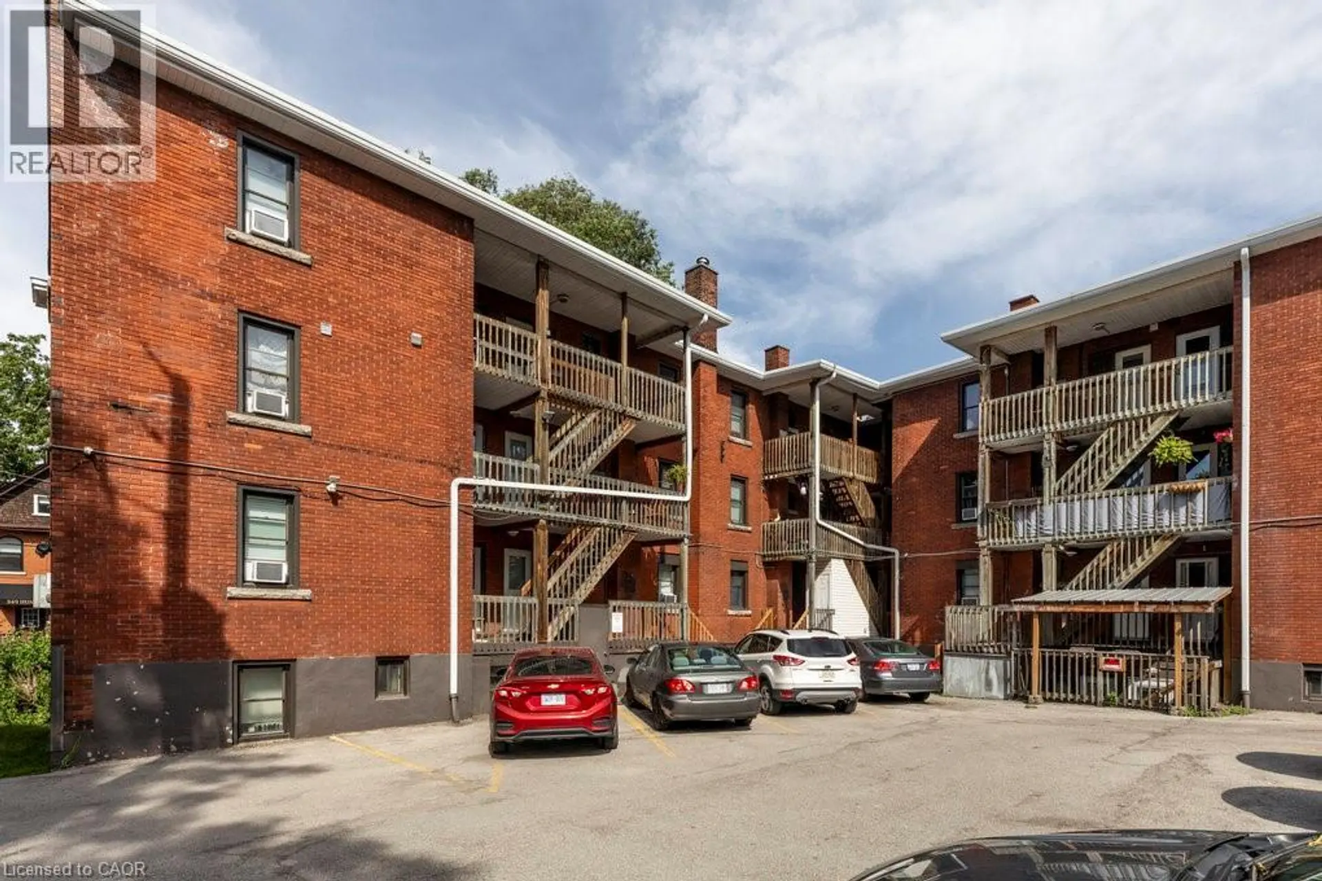 #1 352 HUNTER STREET E - Image 6