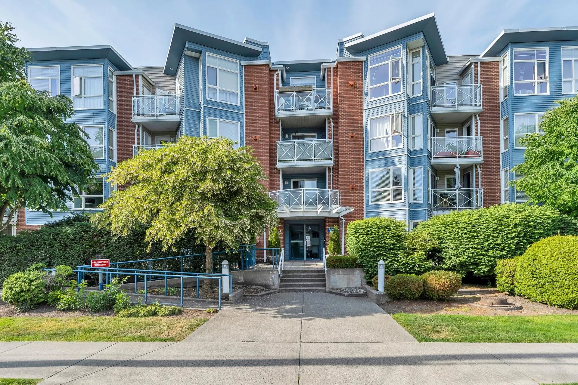 Property at #409 20245 53 Avenue, Langley, BC