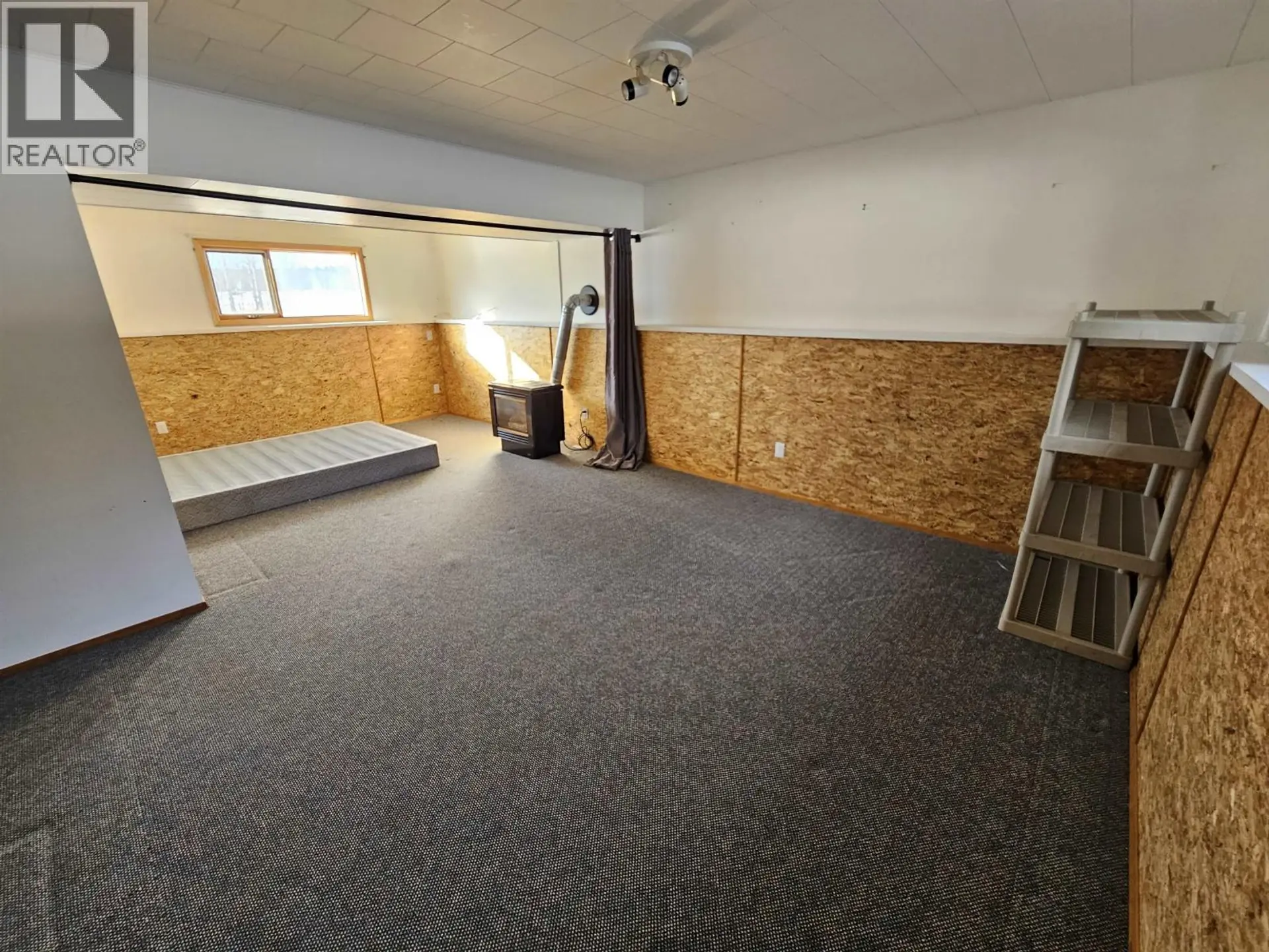 5982 HORSE LAKE ROAD - Image 5