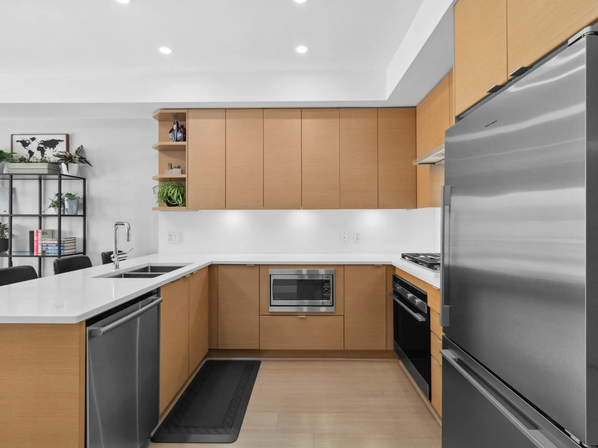 #208 2528 Collingwood Street - Image 3