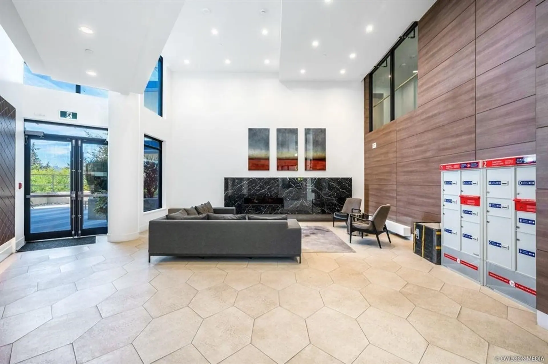 #303 8850 University Crescent - Image 5