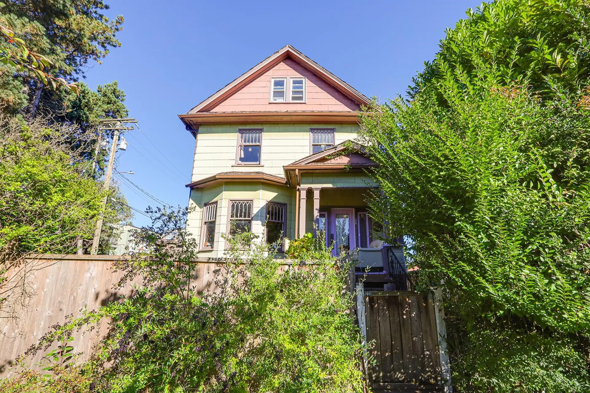 Property at 333 E 13th Avenue, Vancouver, BC
