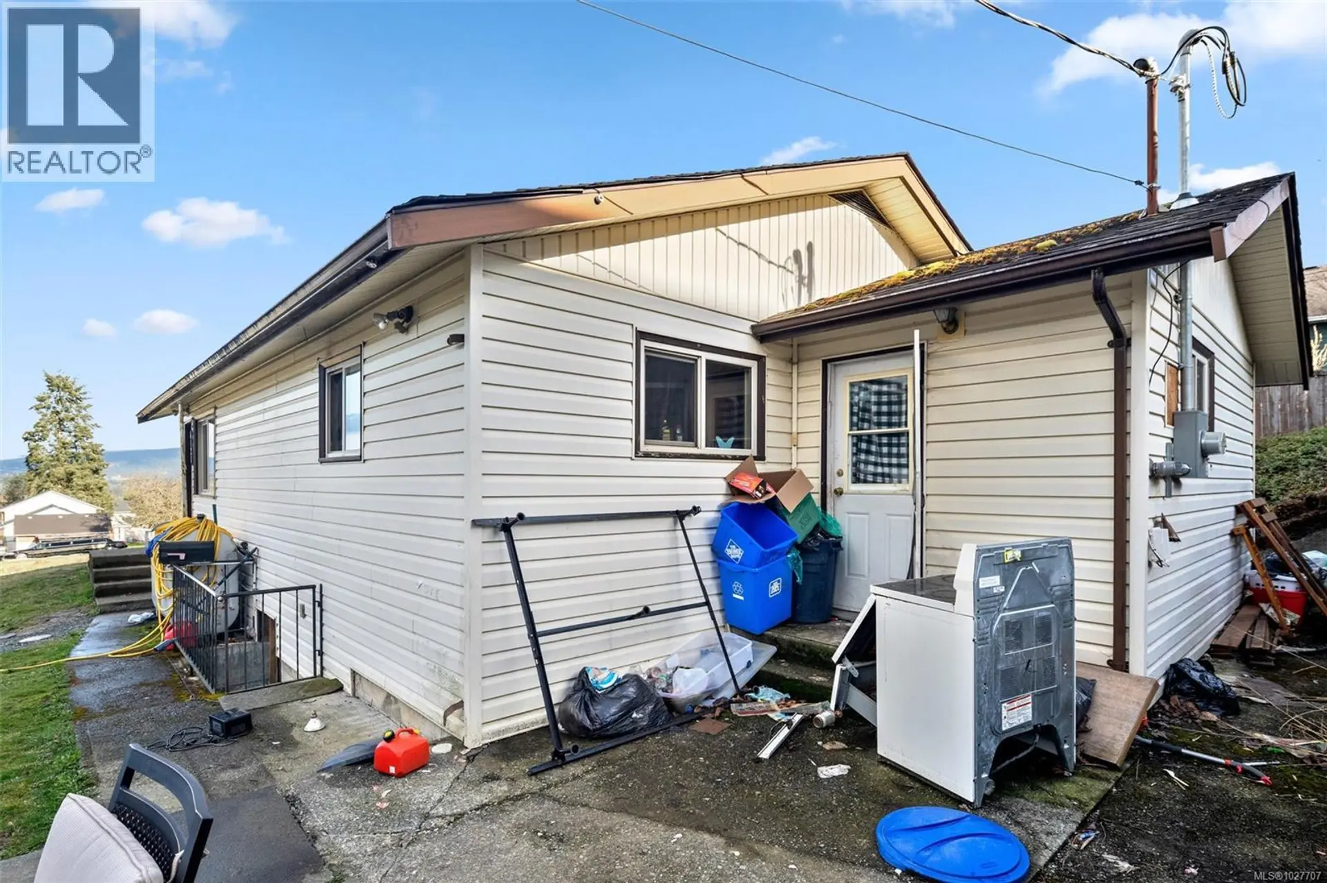 6128 Marsh Rd - Image 4