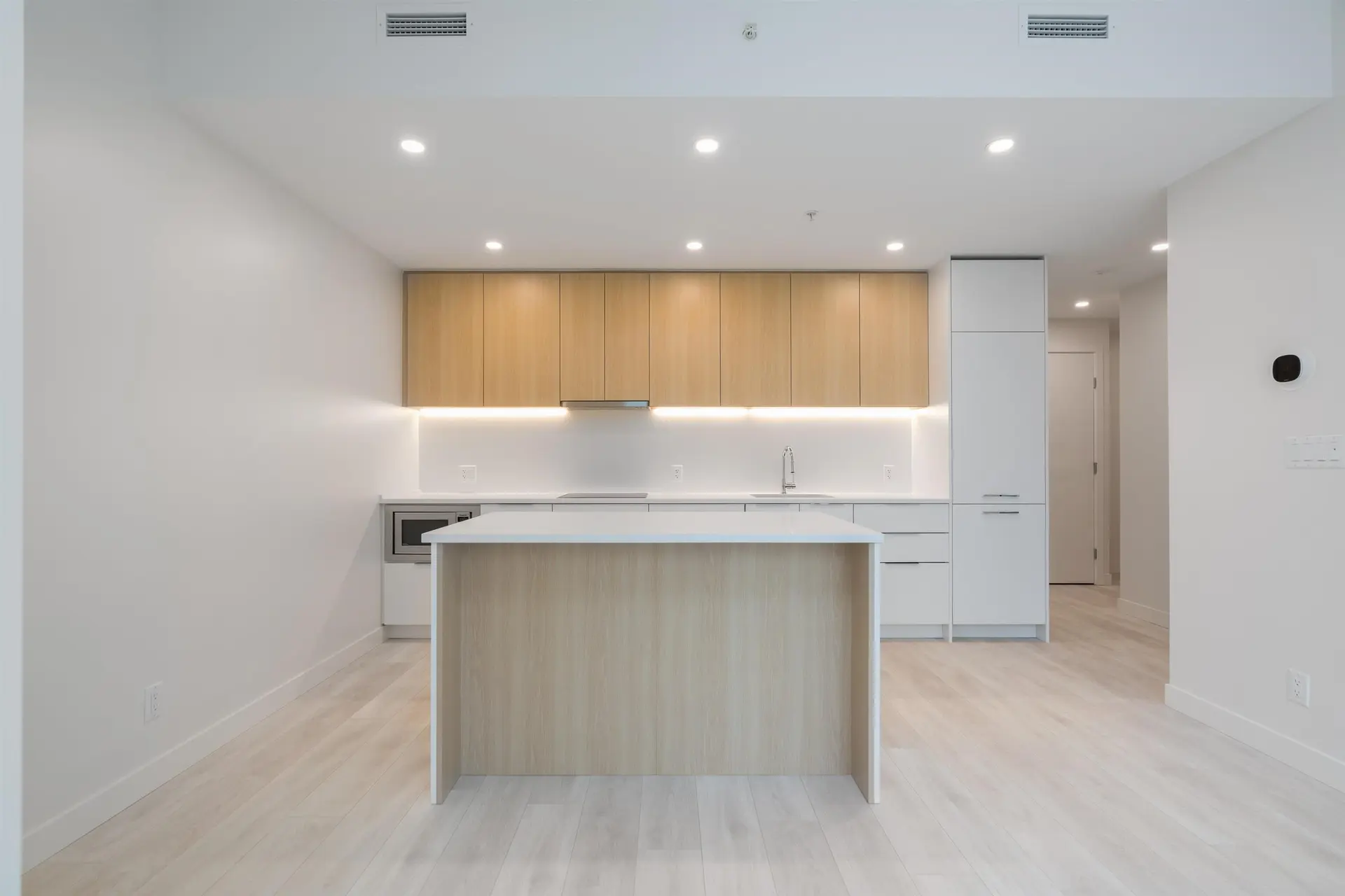 #102 13318 104 Avenue - Image 2
