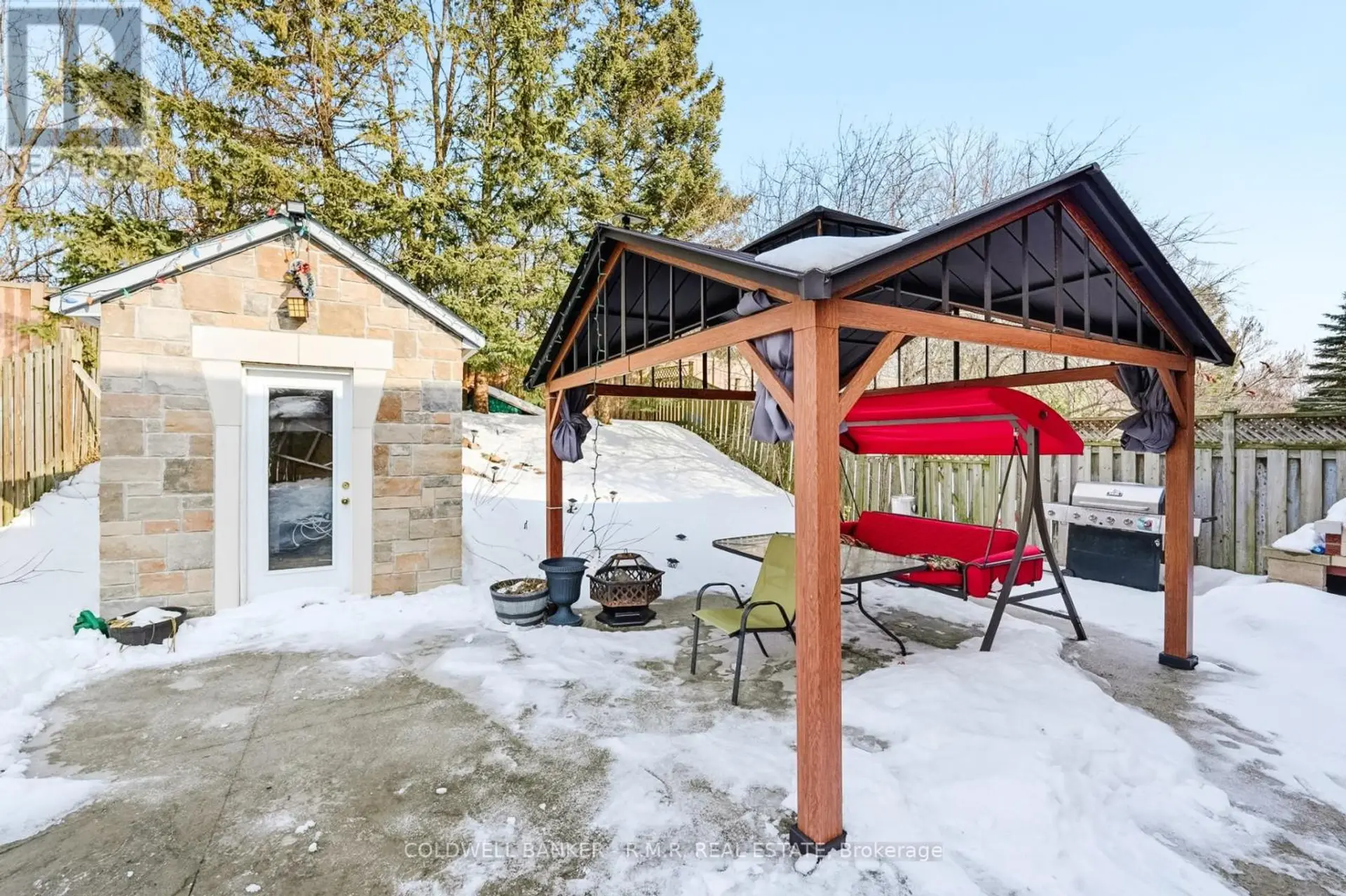 169 SUTHERLAND CRESCENT - Image 16