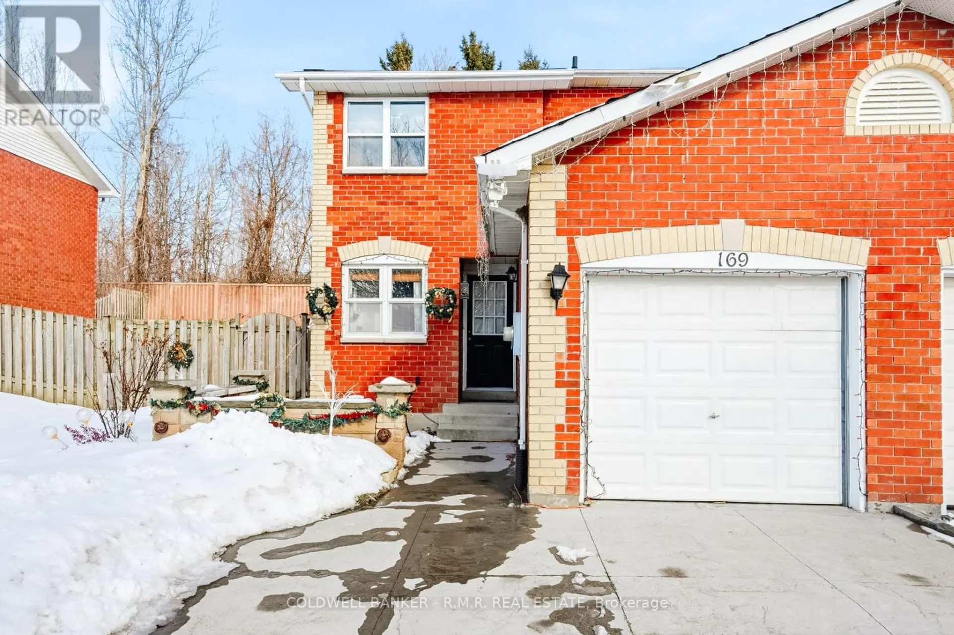 169 SUTHERLAND CRESCENT - Image 2