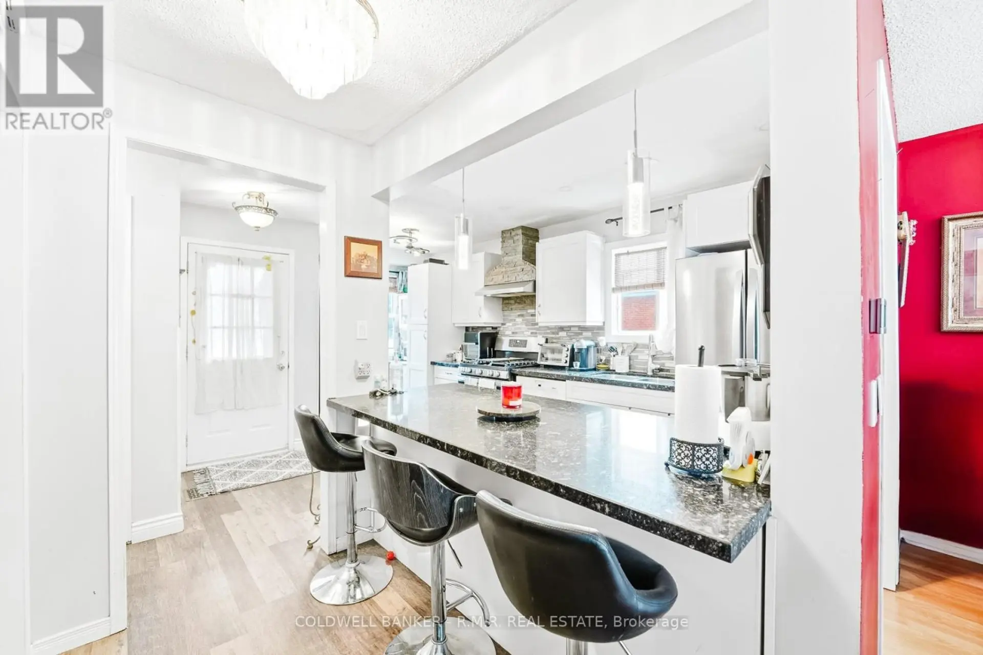 169 SUTHERLAND CRESCENT - Image 5