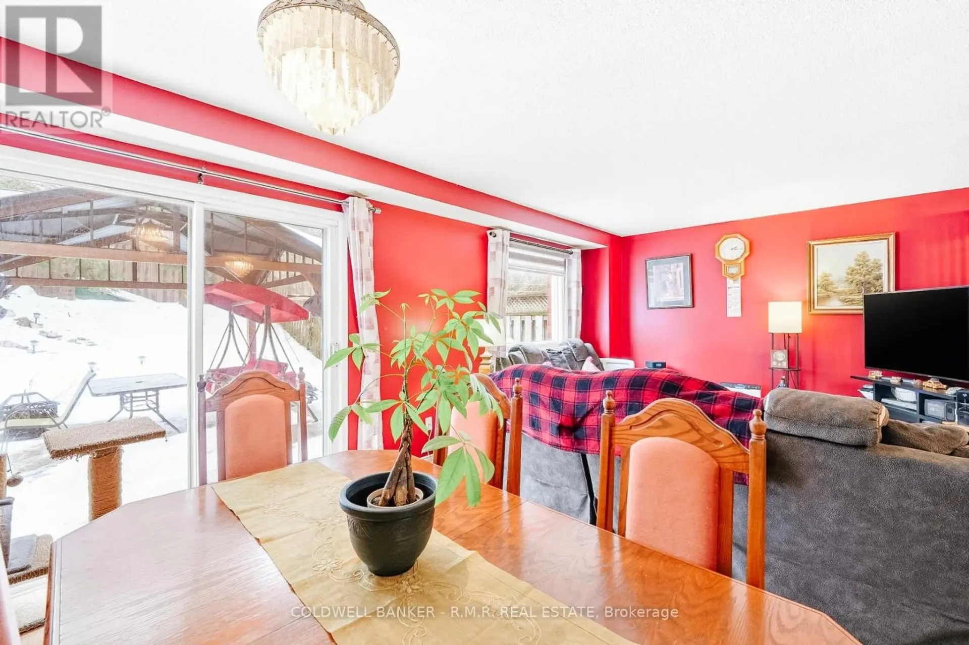 169 SUTHERLAND CRESCENT - Image 9