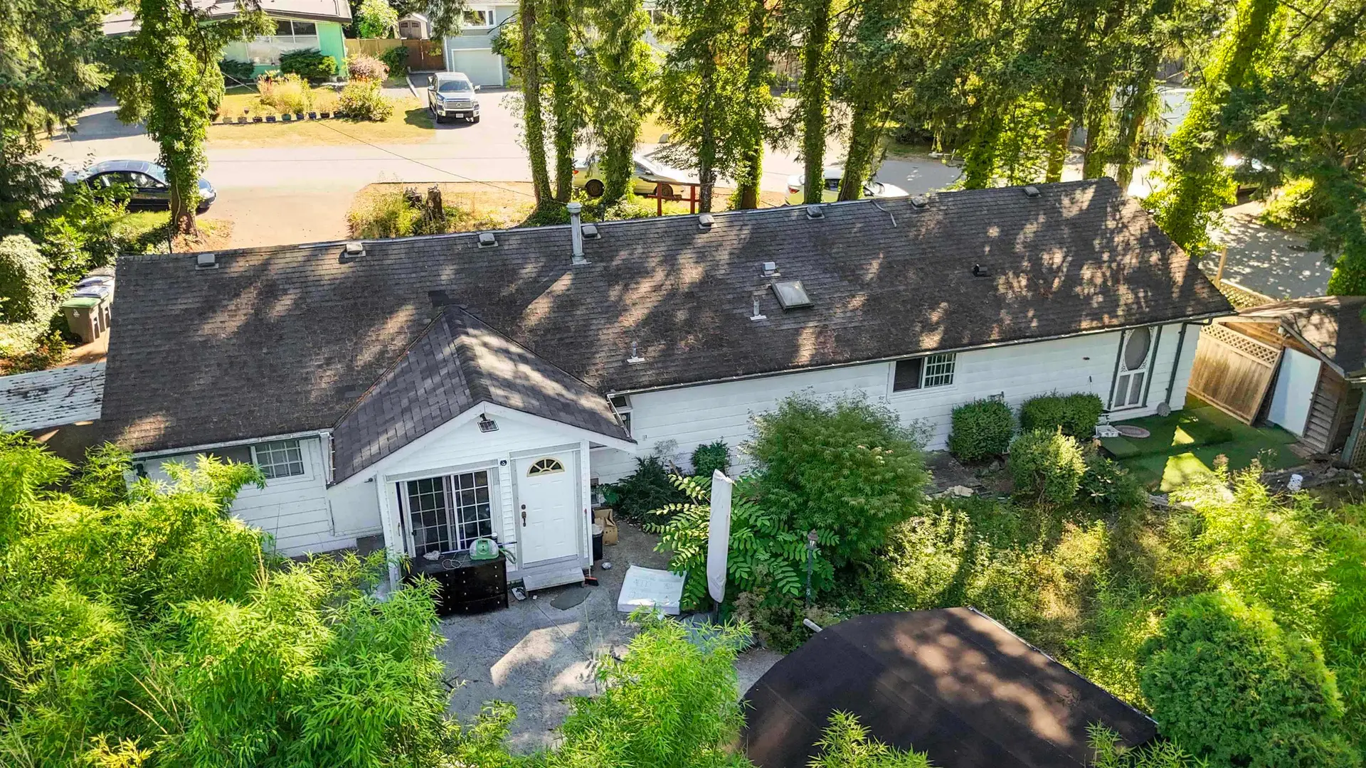 14957 Kew Drive - Image 12
