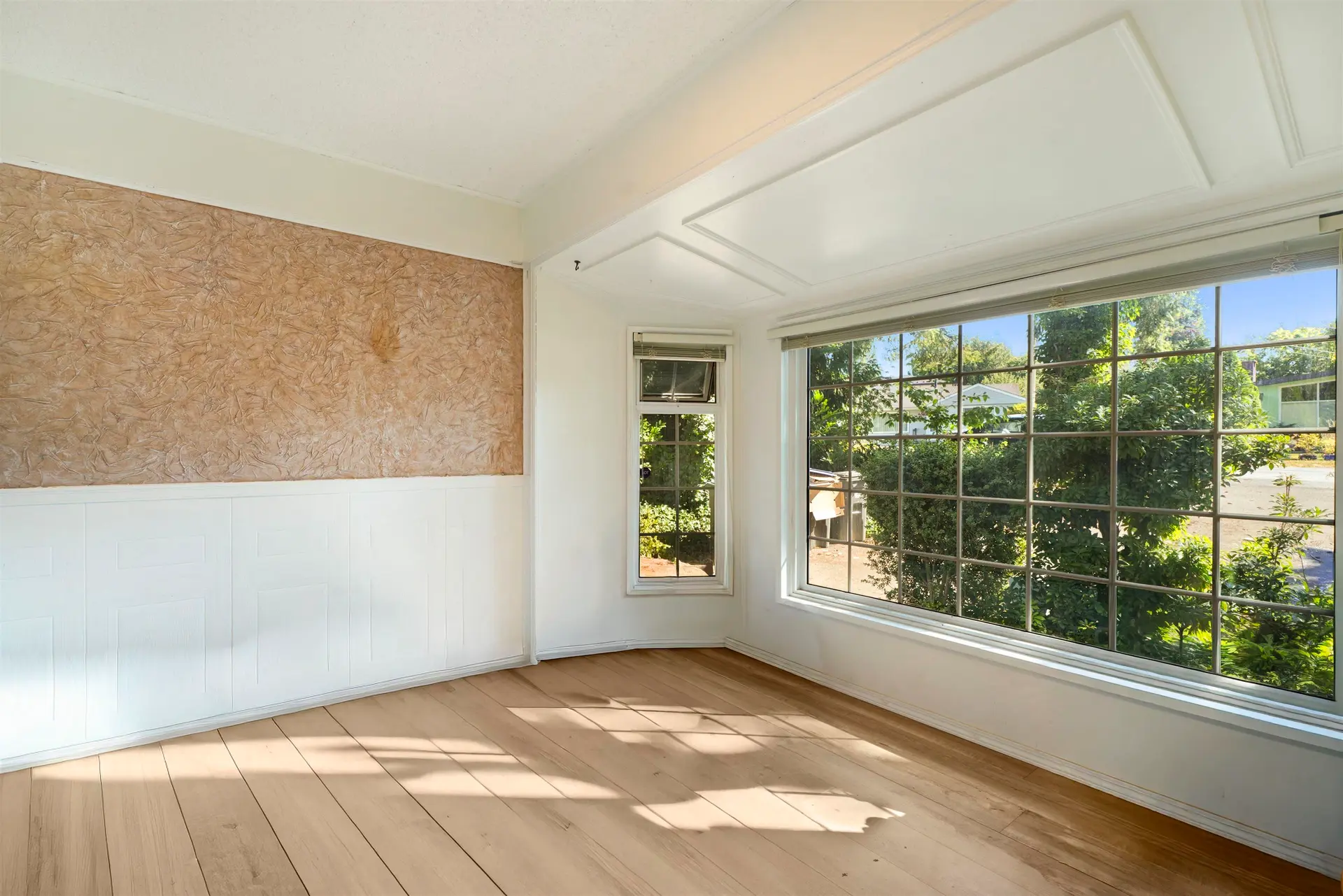 14957 Kew Drive - Image 3
