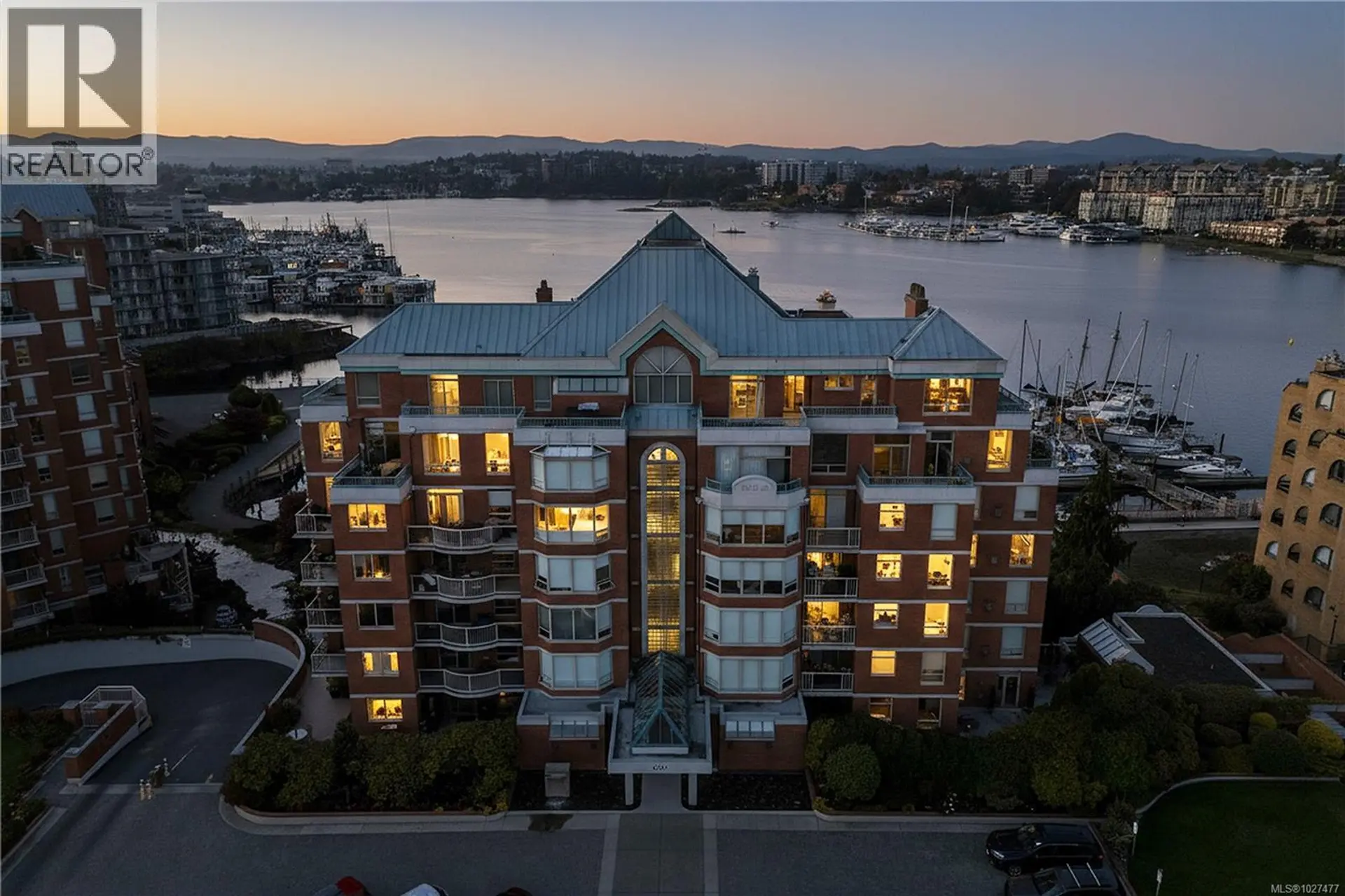 Property at #203 636 Montreal St, Victoria, BC