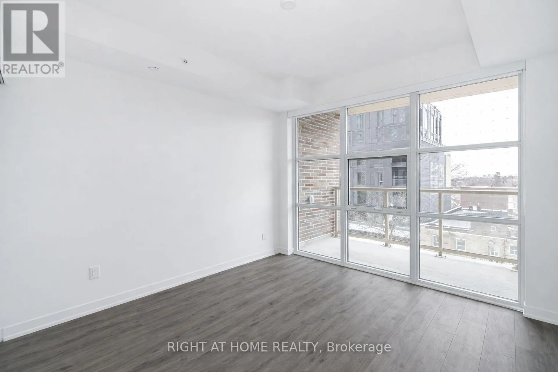 #418 1787 ST CLAIR AVENUE - Image 12