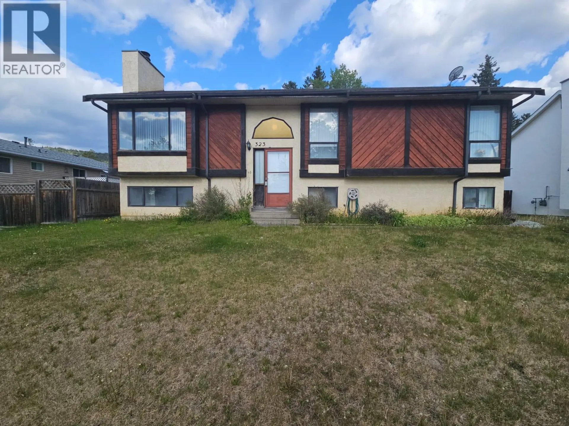 Property at 323 Cottonwood Avenue, Tumbler Ridge, BC
