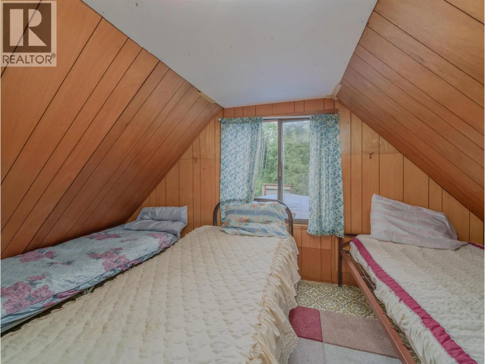 920 S GREEN LAKE ROAD - Image 14