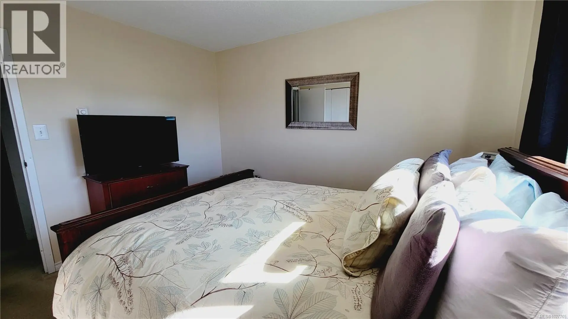 #401 175 Centennial Dr - Image 16